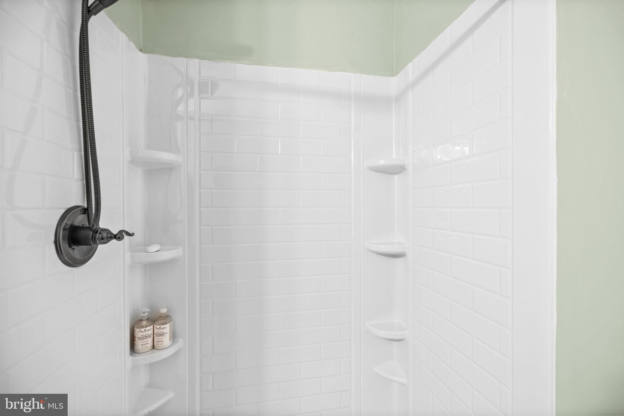 ORANGE ESTATES - Residential