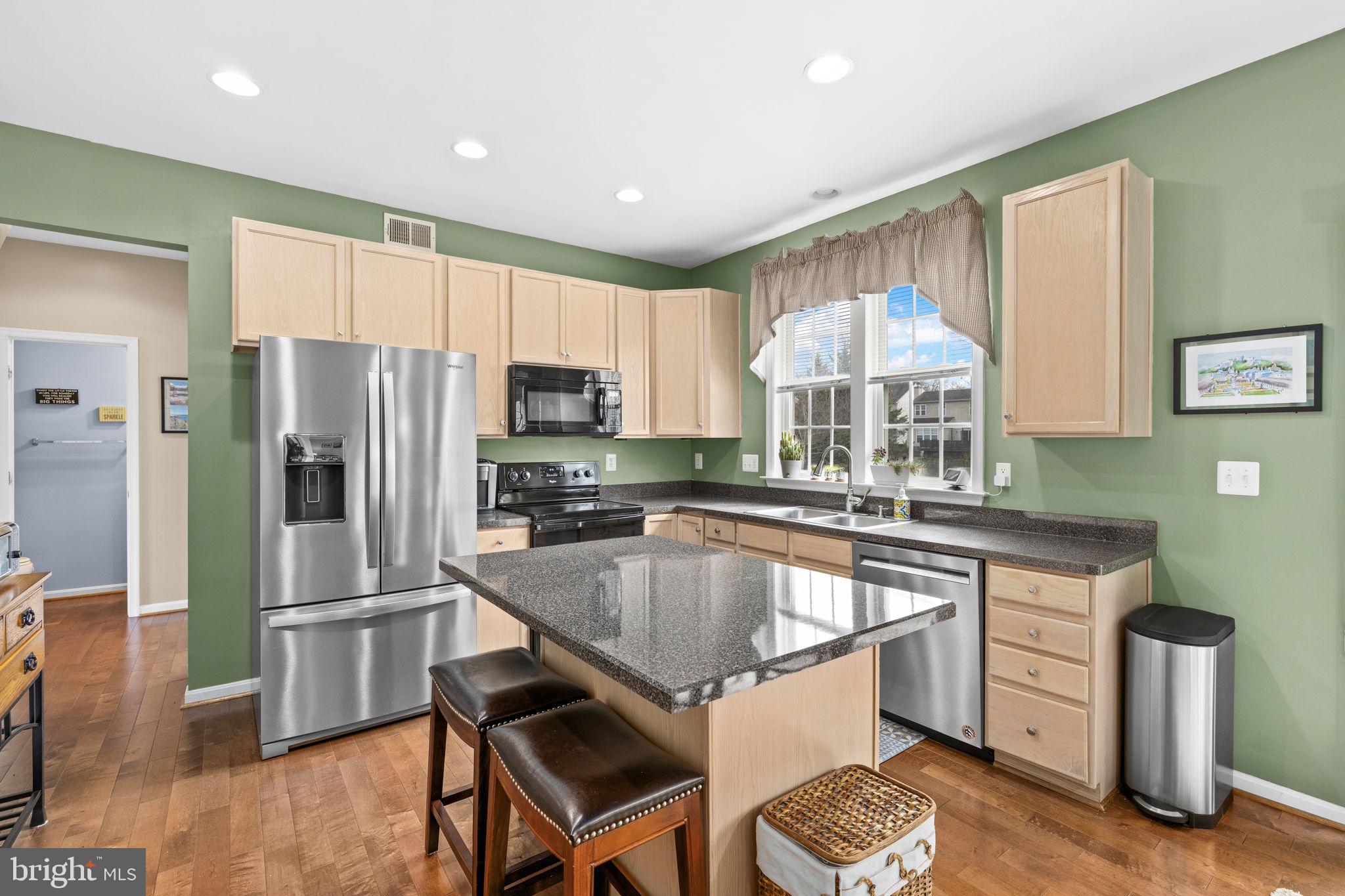 ORANGE ESTATES - Residential