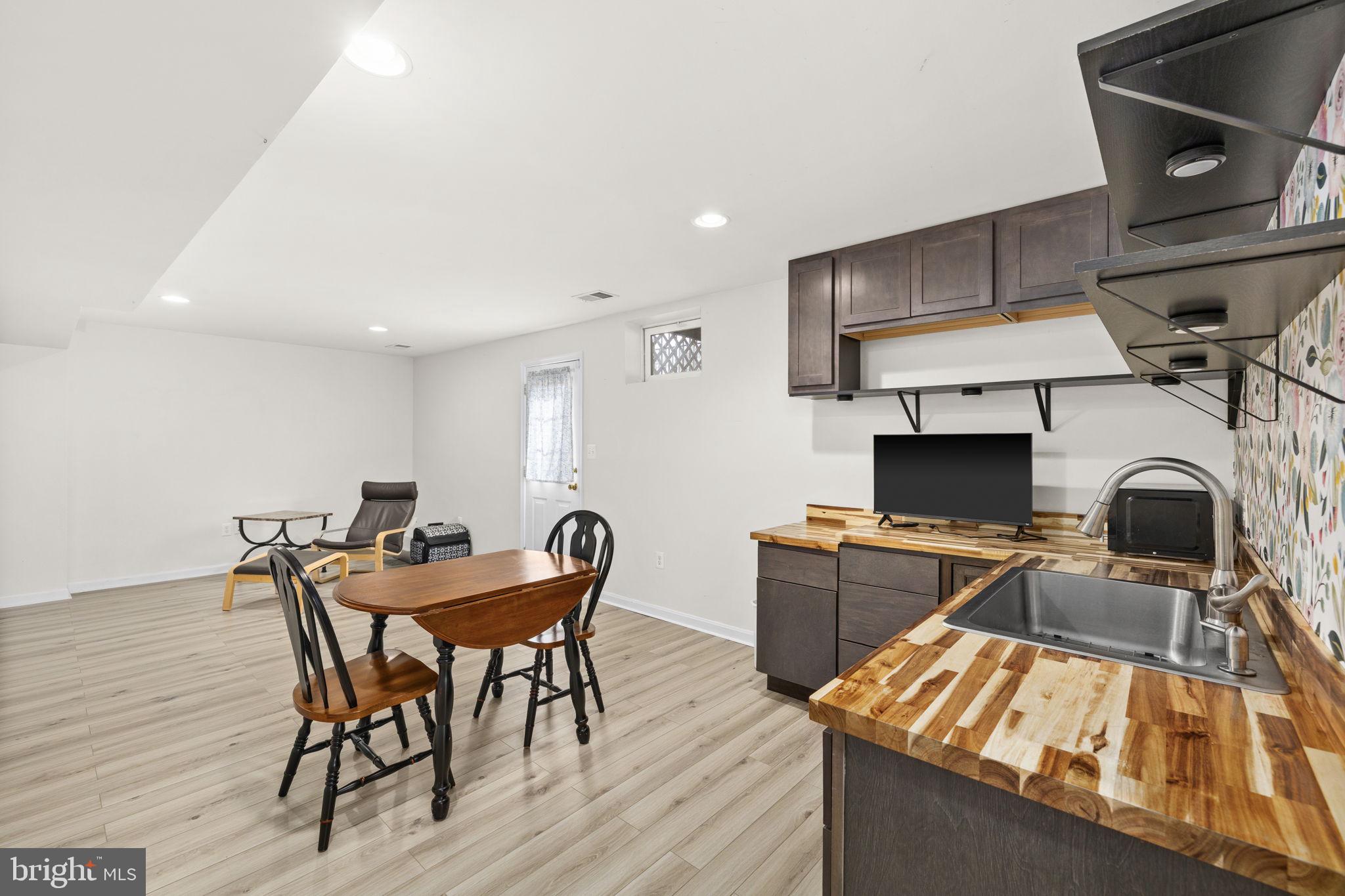 ORANGE ESTATES - Residential