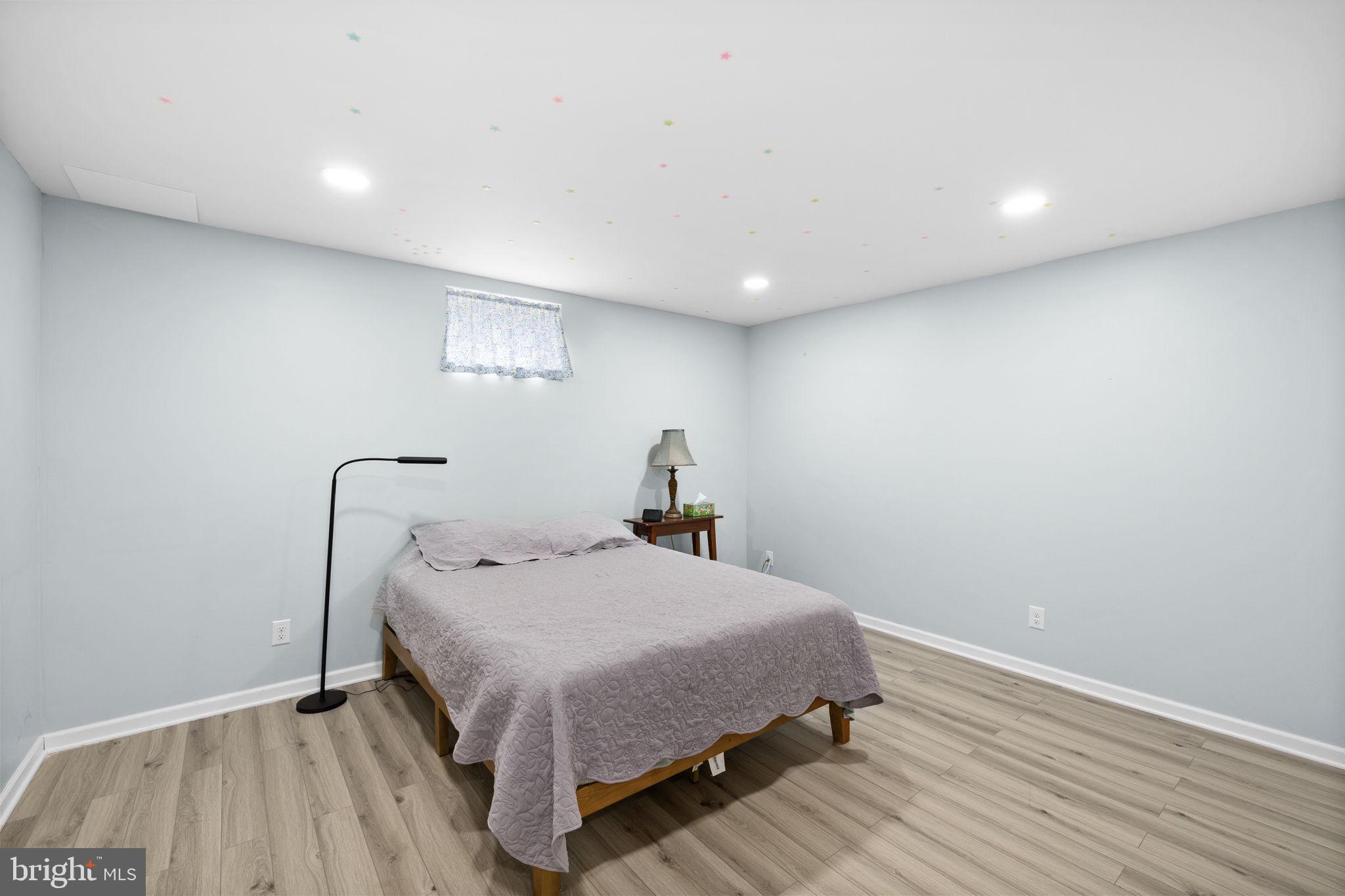 ORANGE ESTATES - Residential