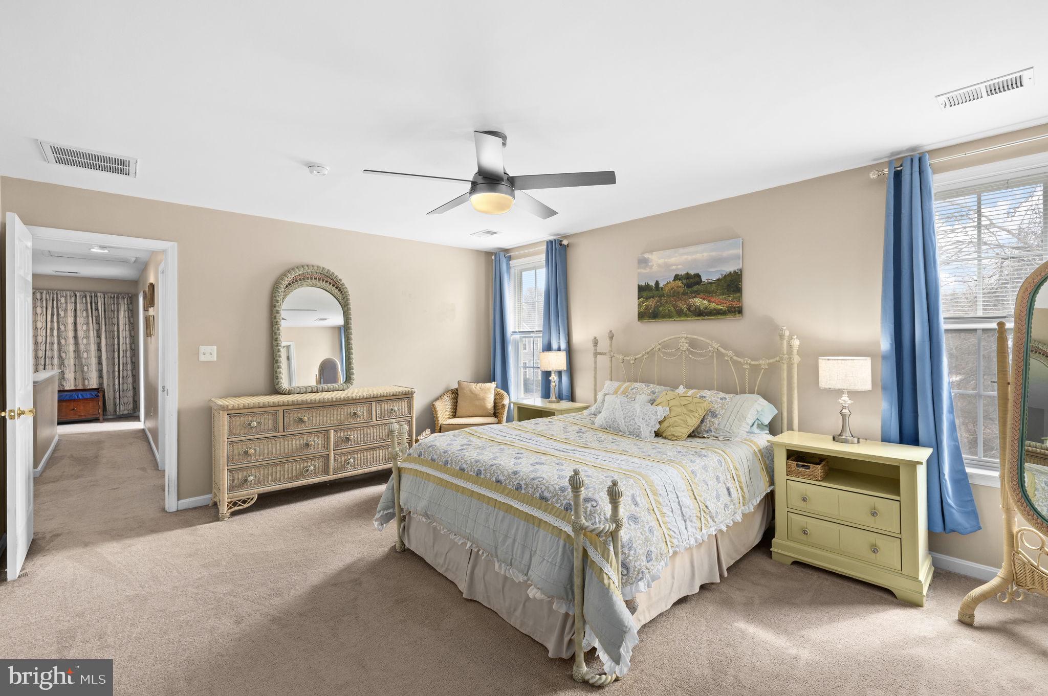 ORANGE ESTATES - Residential