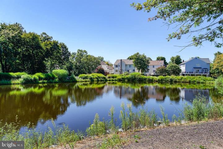 CENTURY OAK - Residential