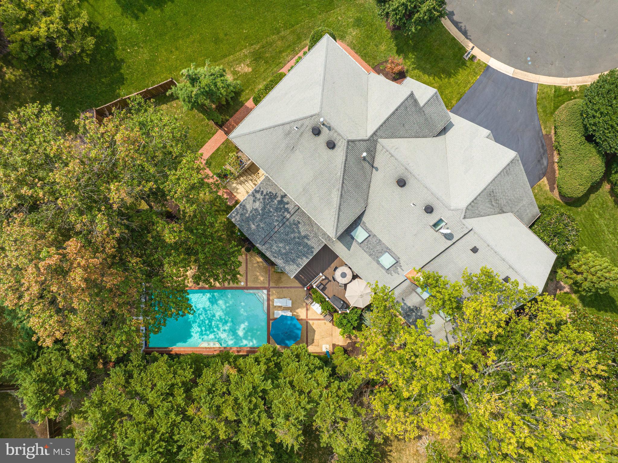 CENTURY OAK - Residential