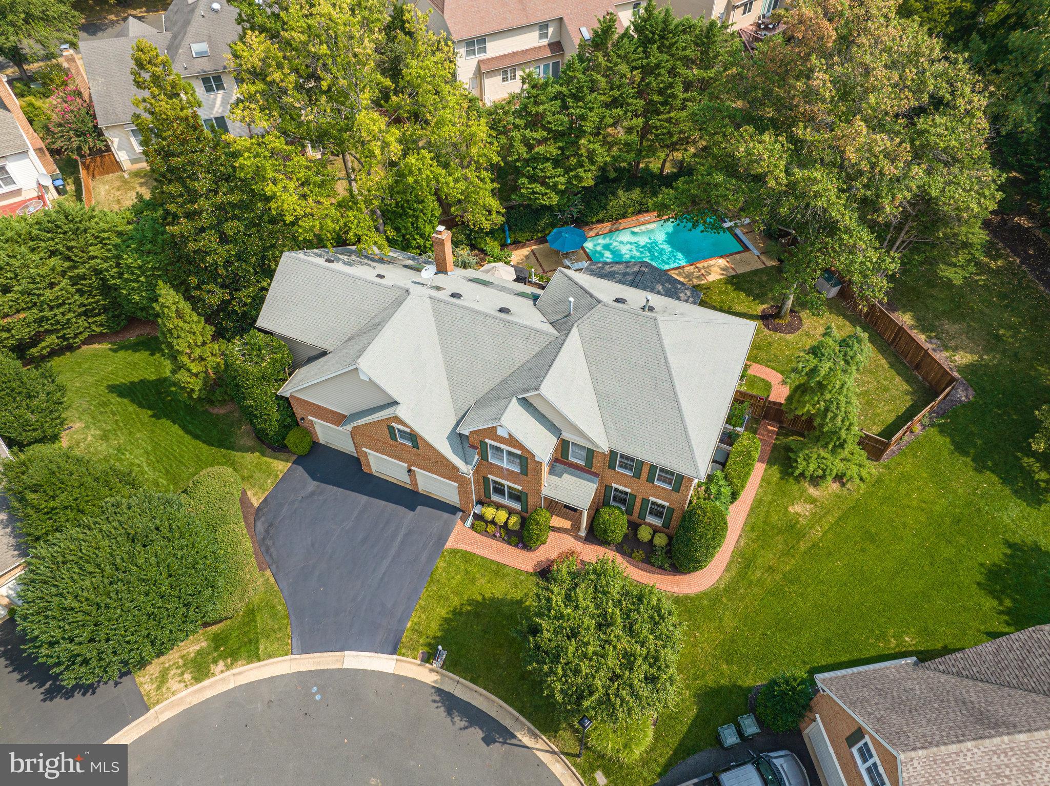 CENTURY OAK - Residential