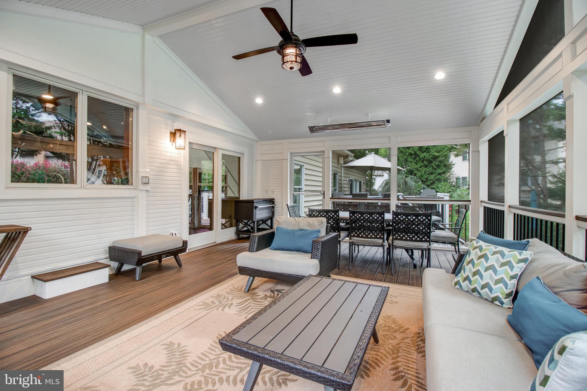 CENTURY OAK - Residential