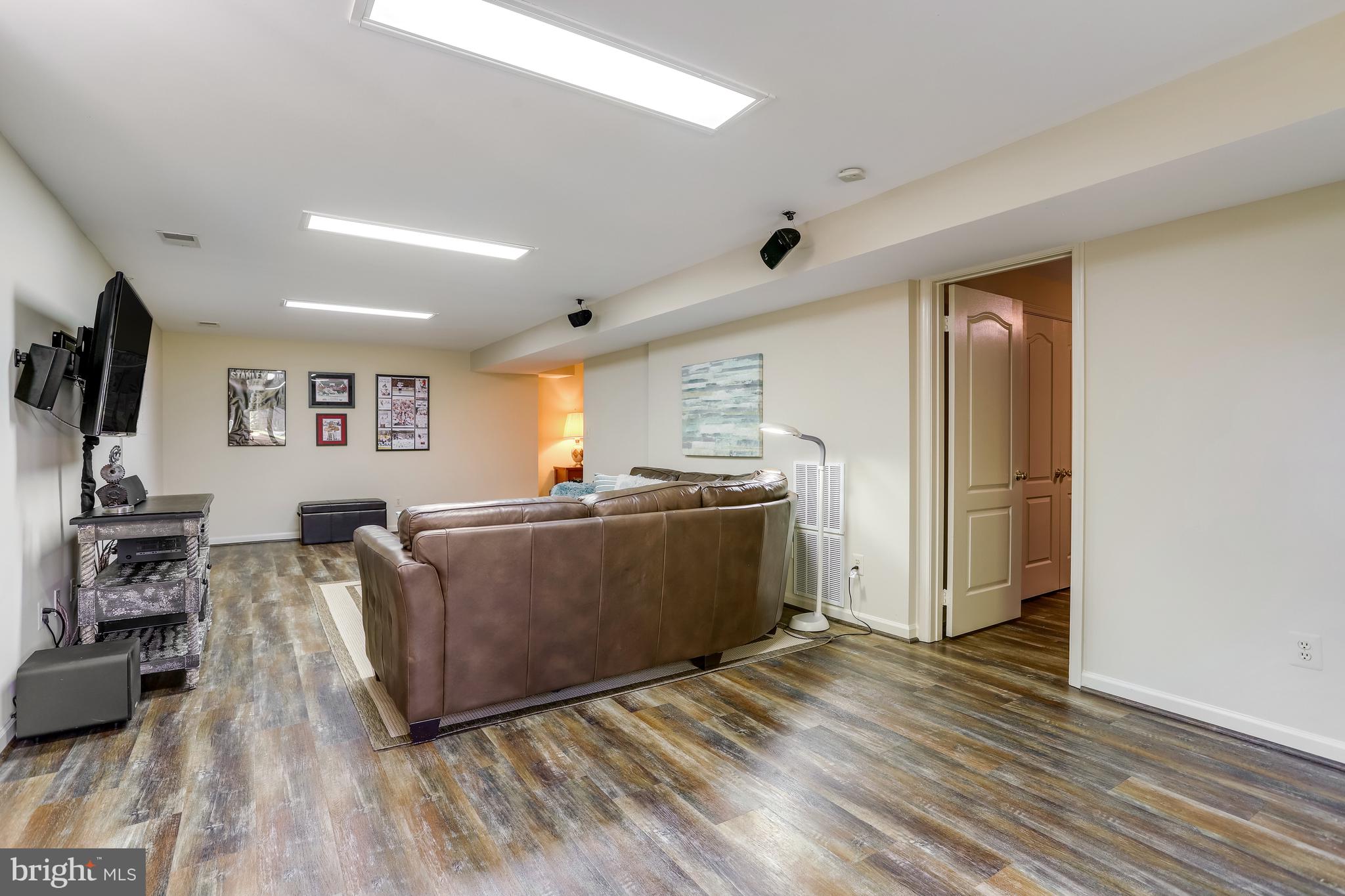 CENTURY OAK - Residential