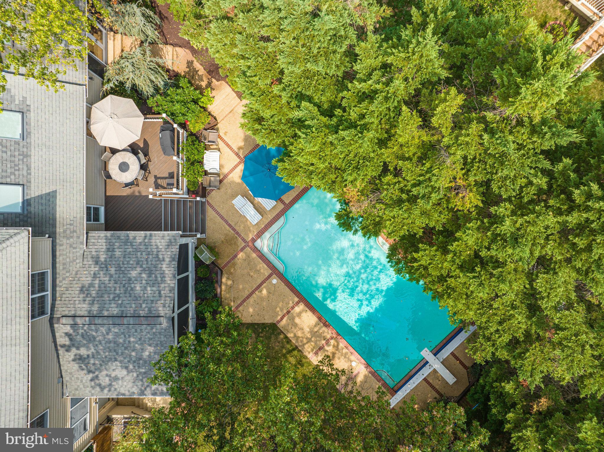 CENTURY OAK - Residential