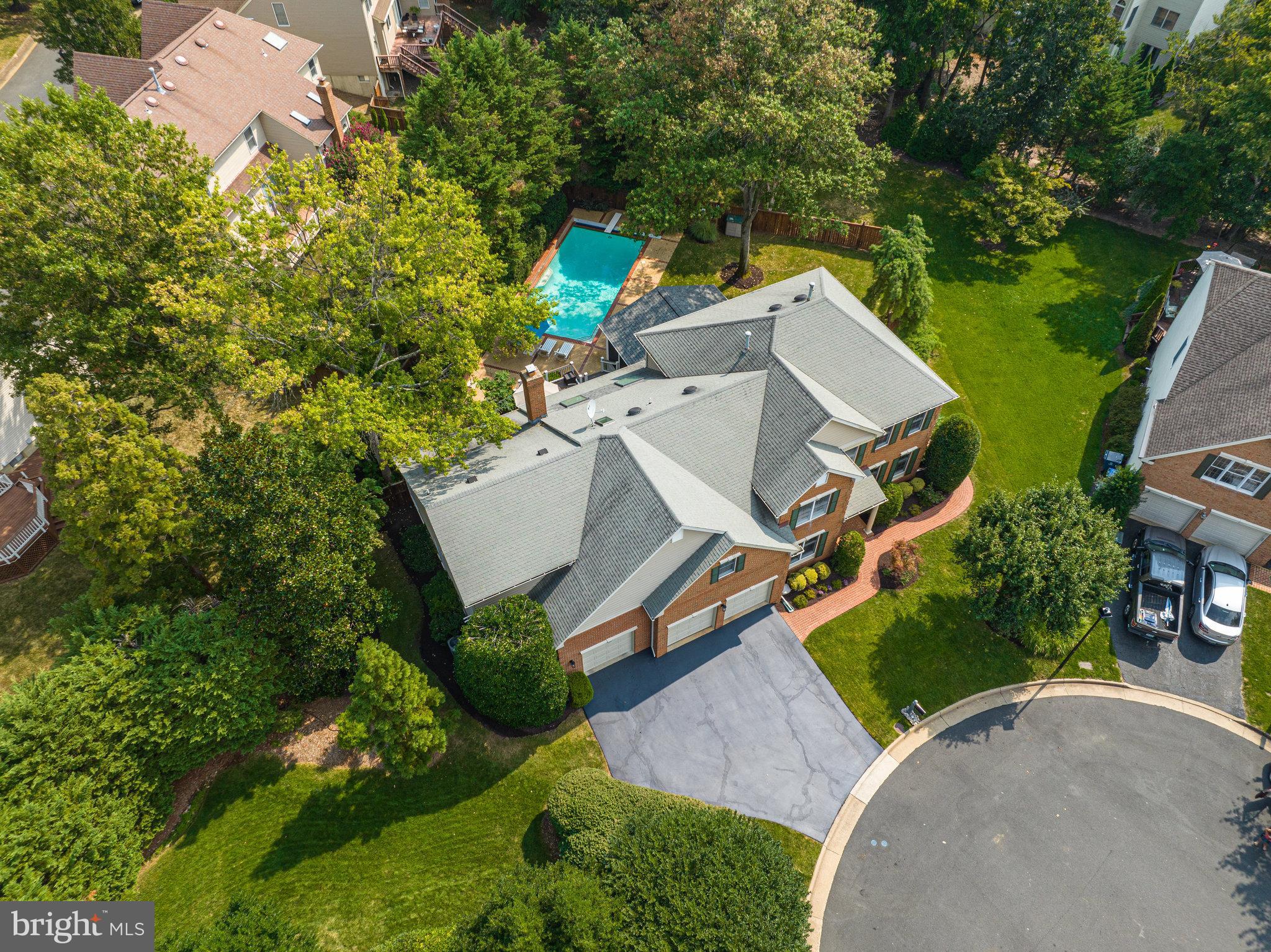 CENTURY OAK - Residential