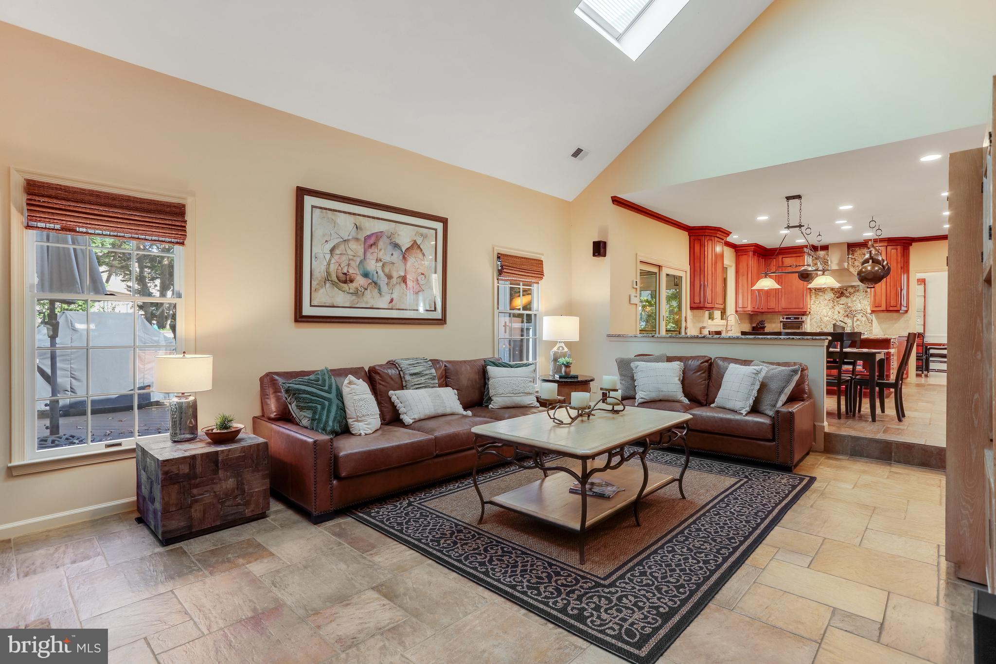 CENTURY OAK - Residential