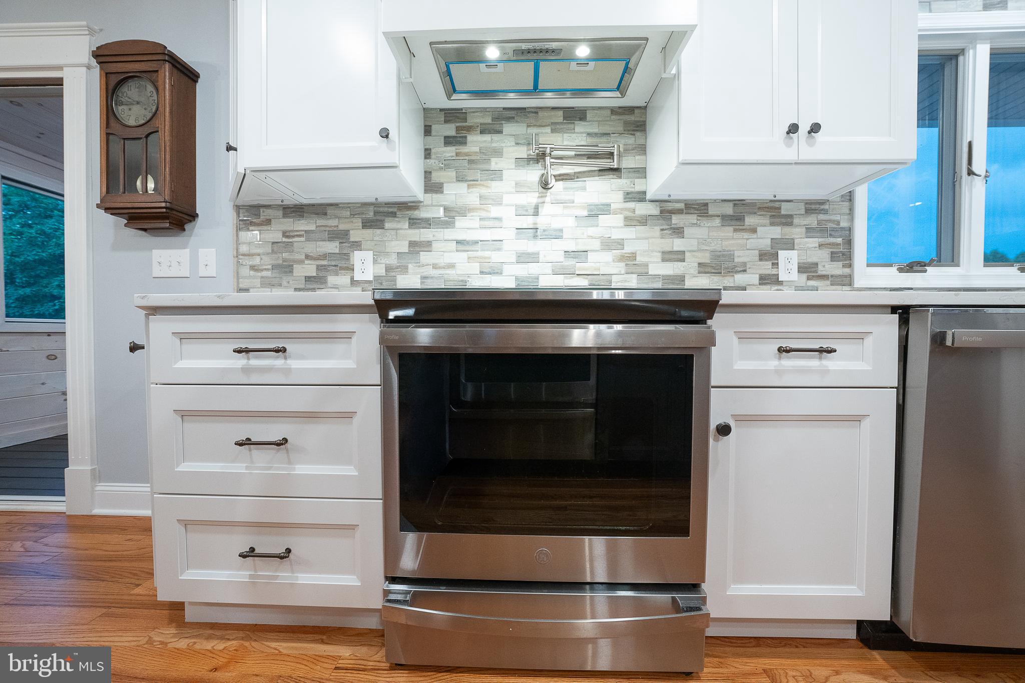 950 SPRING CITY ROAD