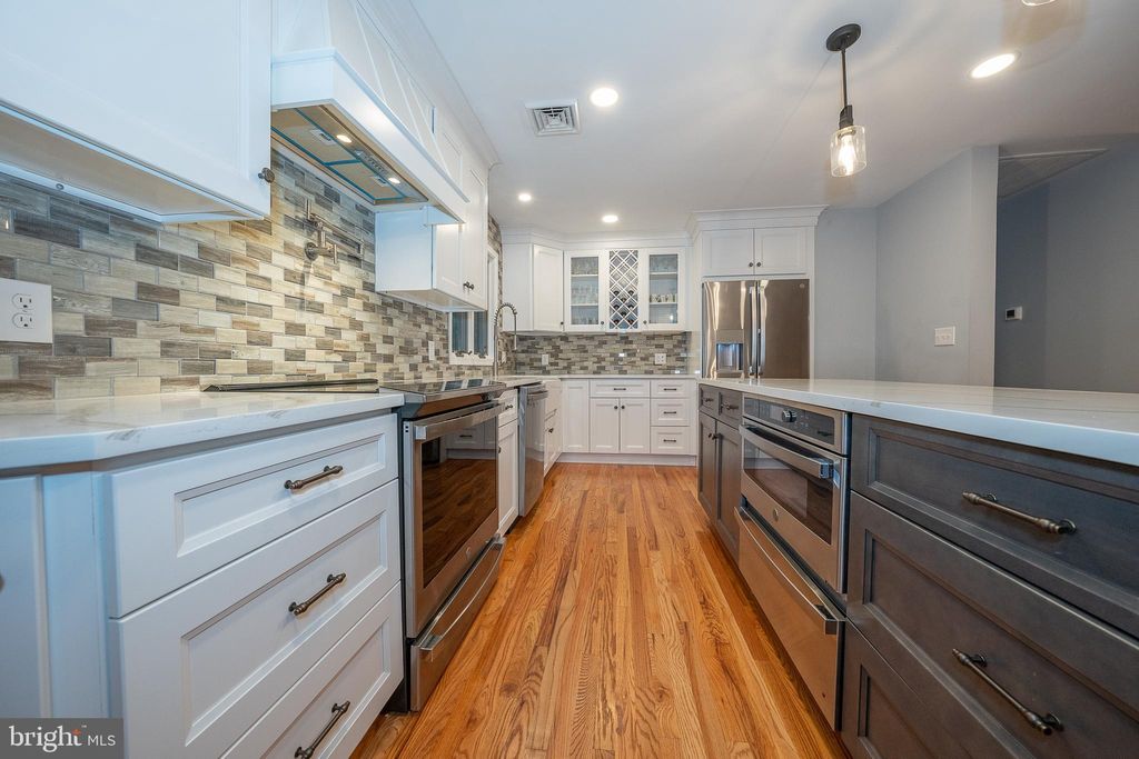 Photo of 950 Spring City Road, PHOENIXVILLE, PA 19460 (MLS # PACT2111430)