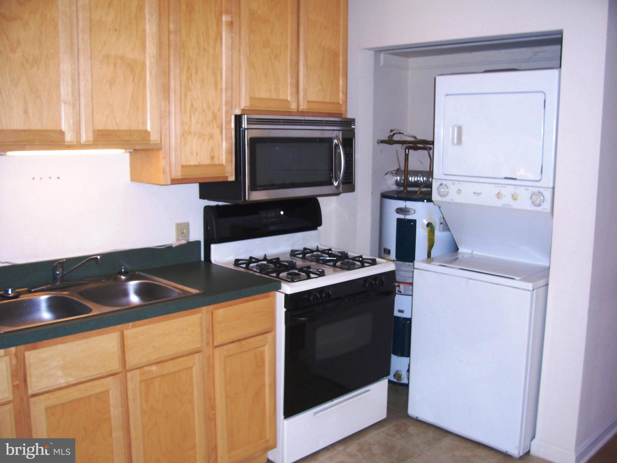 ACCOKEEK GROVES - Residential Lease