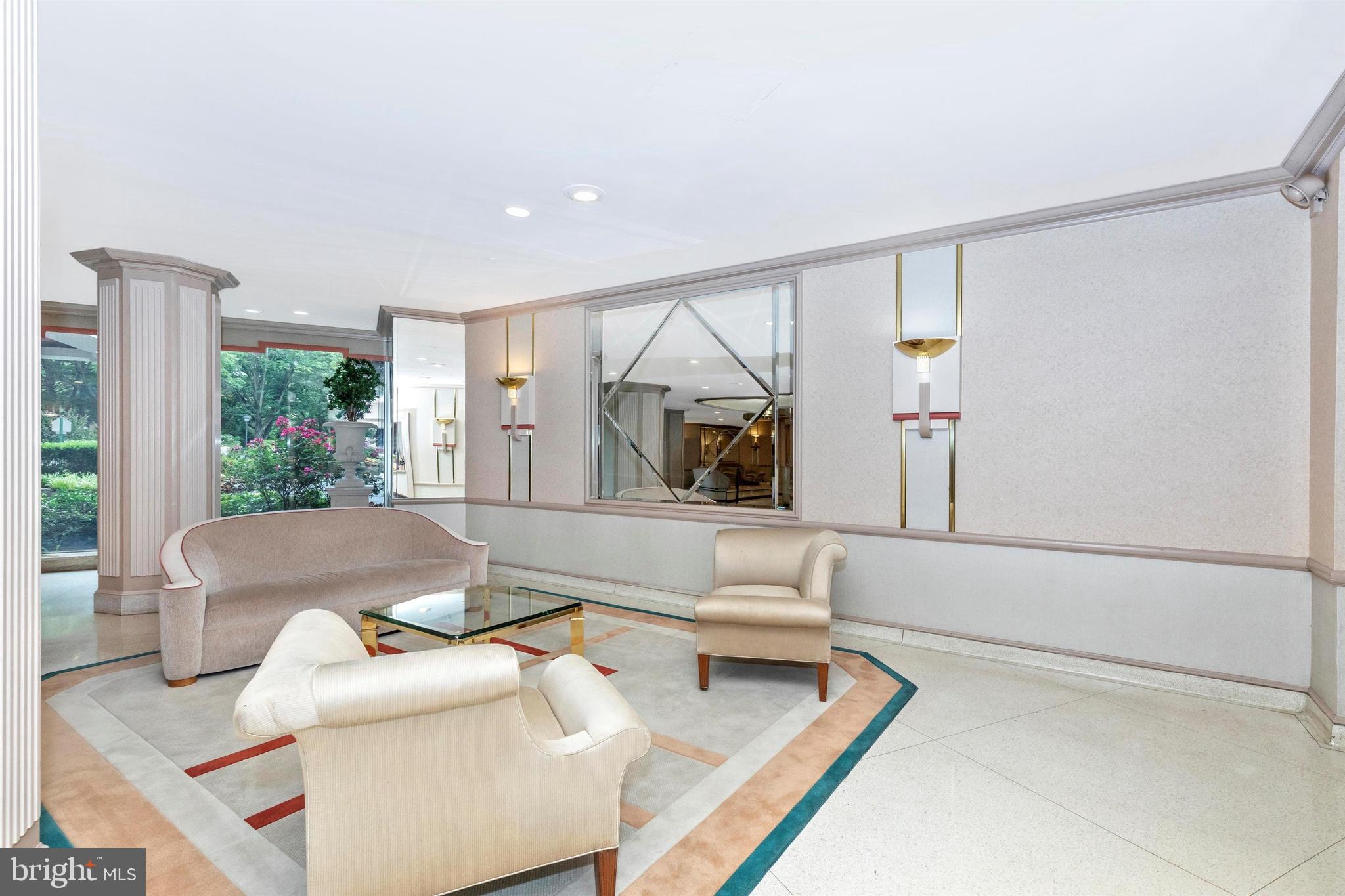 OAK HILL - Residential