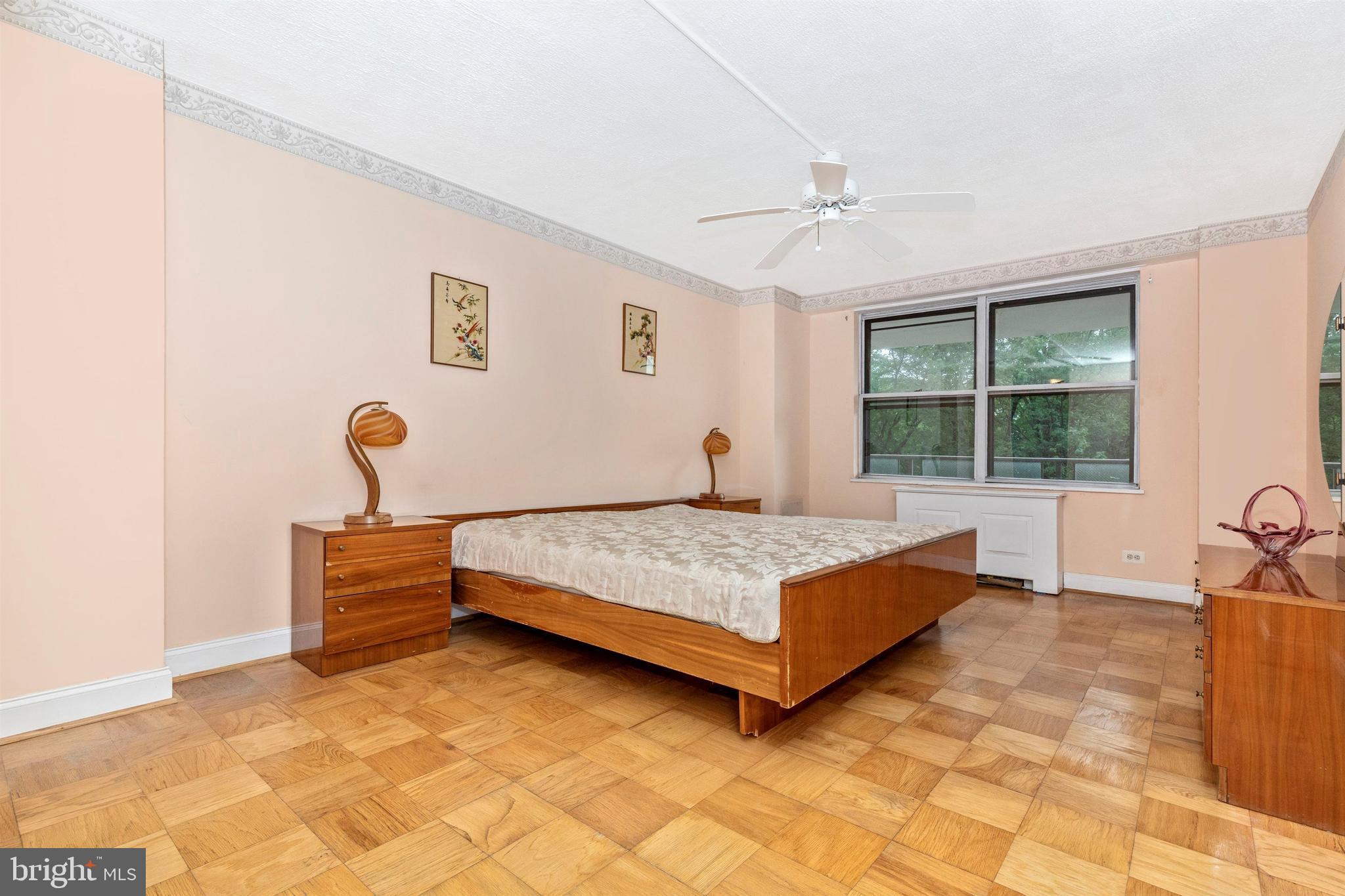 OAK HILL - Residential