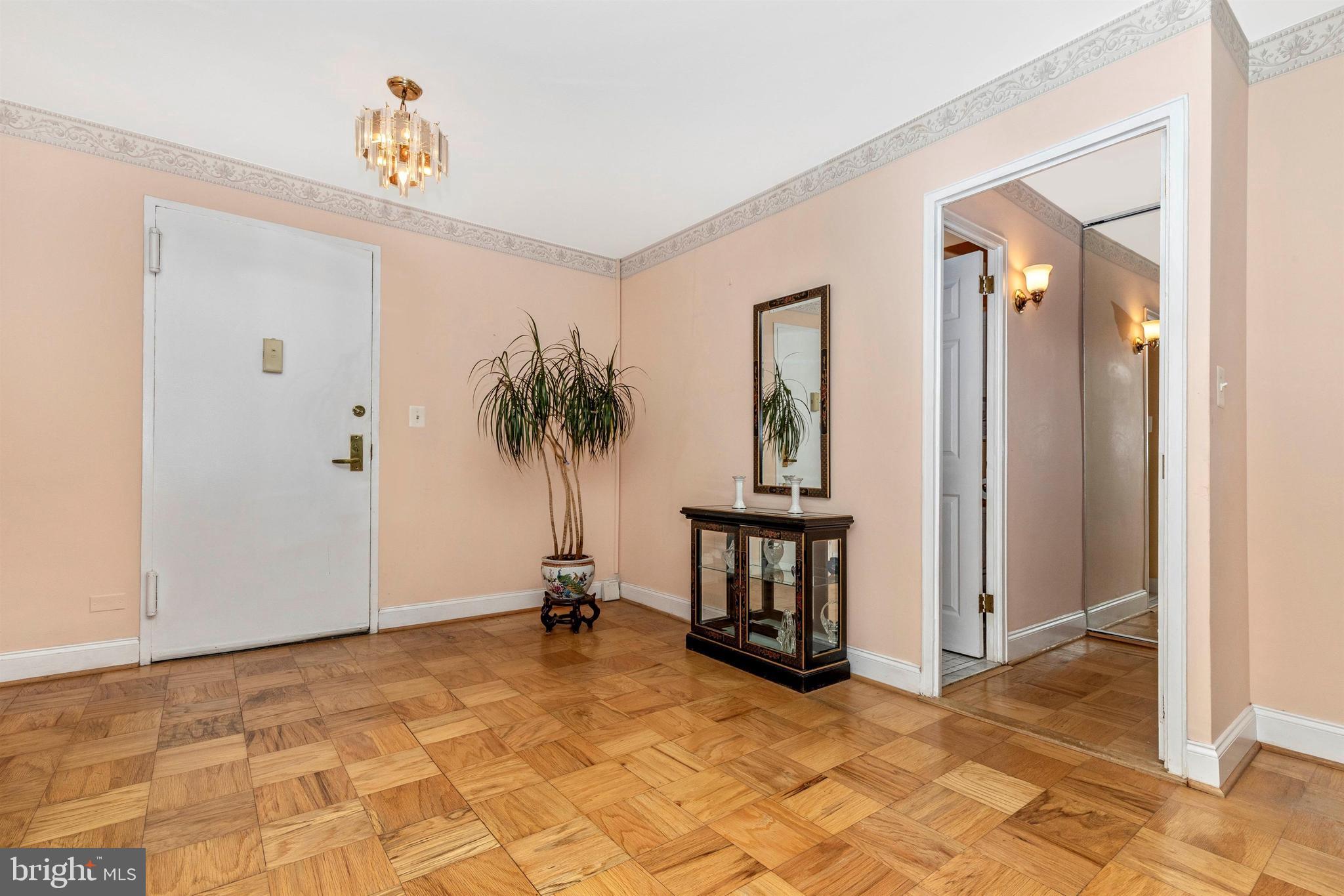 OAK HILL - Residential