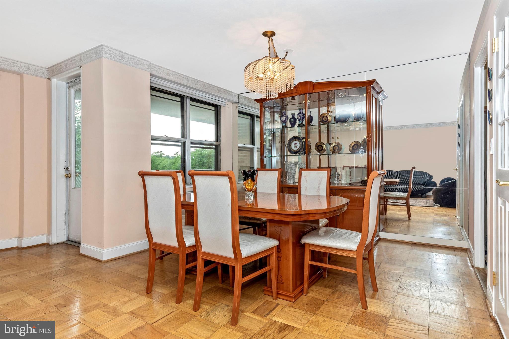 OAK HILL - Residential