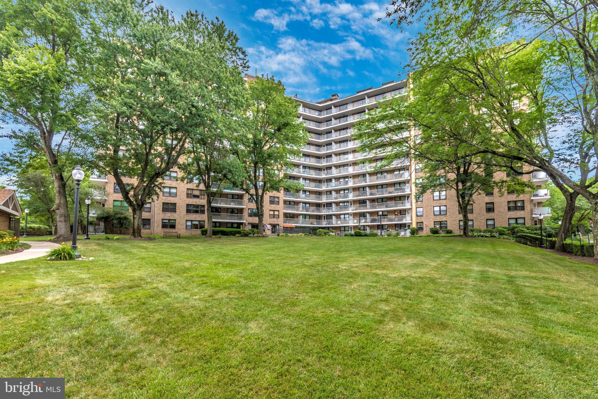 OAK HILL - Residential