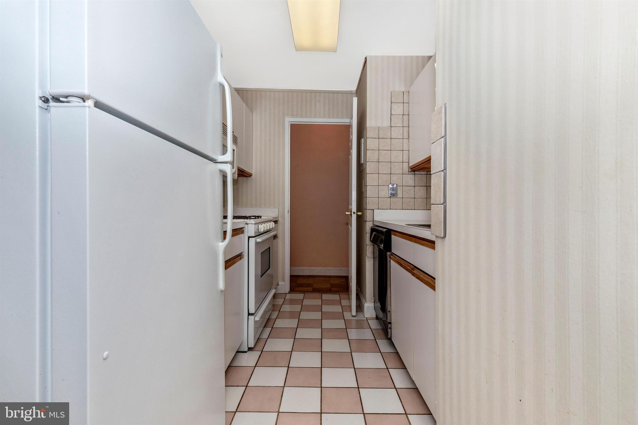 OAK HILL - Residential