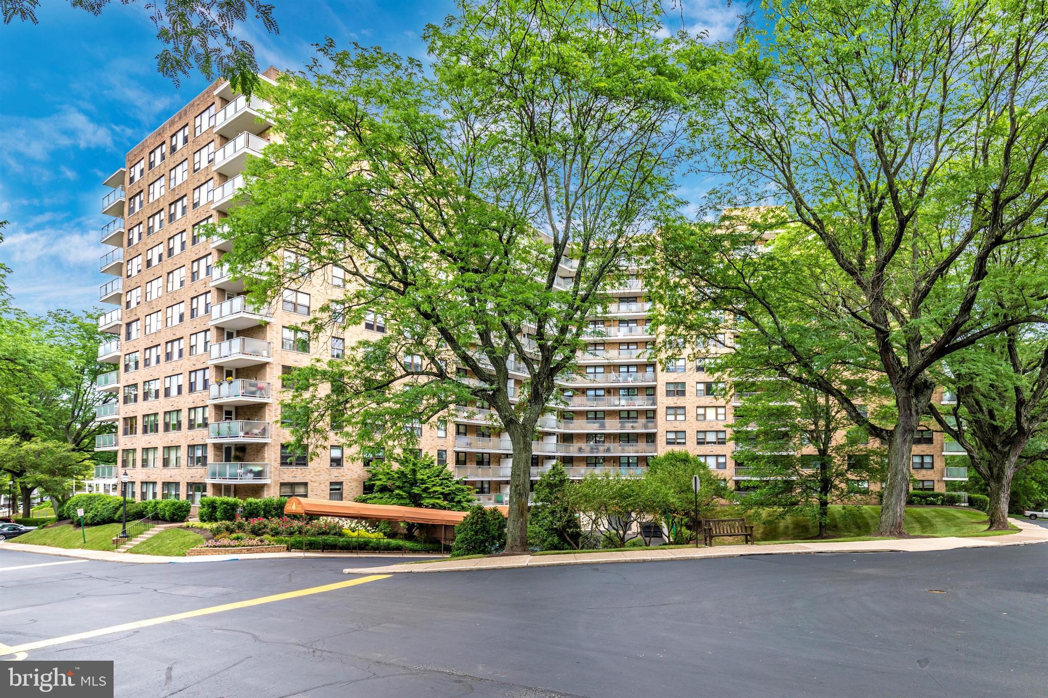 OAK HILL - Residential