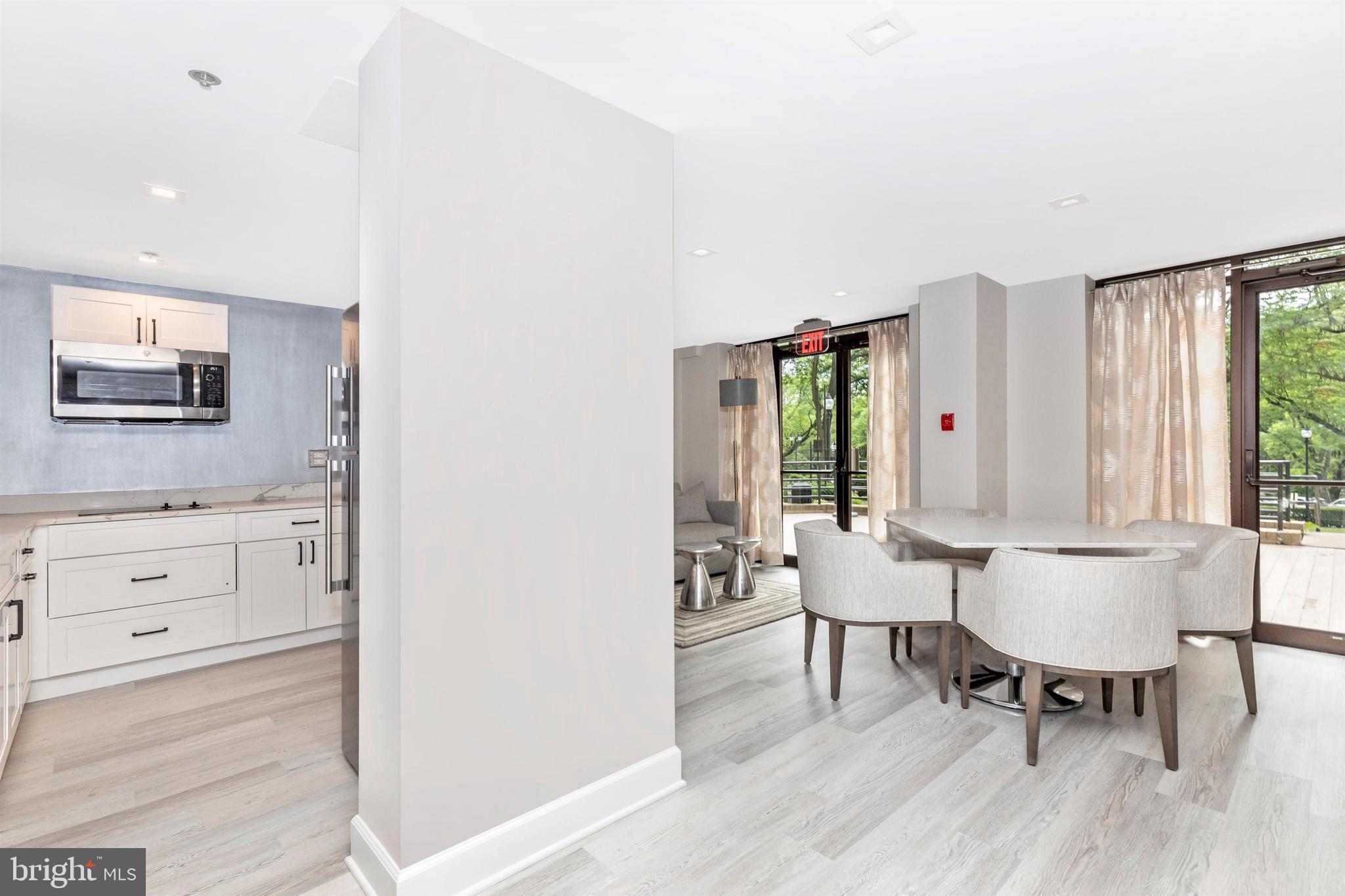 OAK HILL - Residential