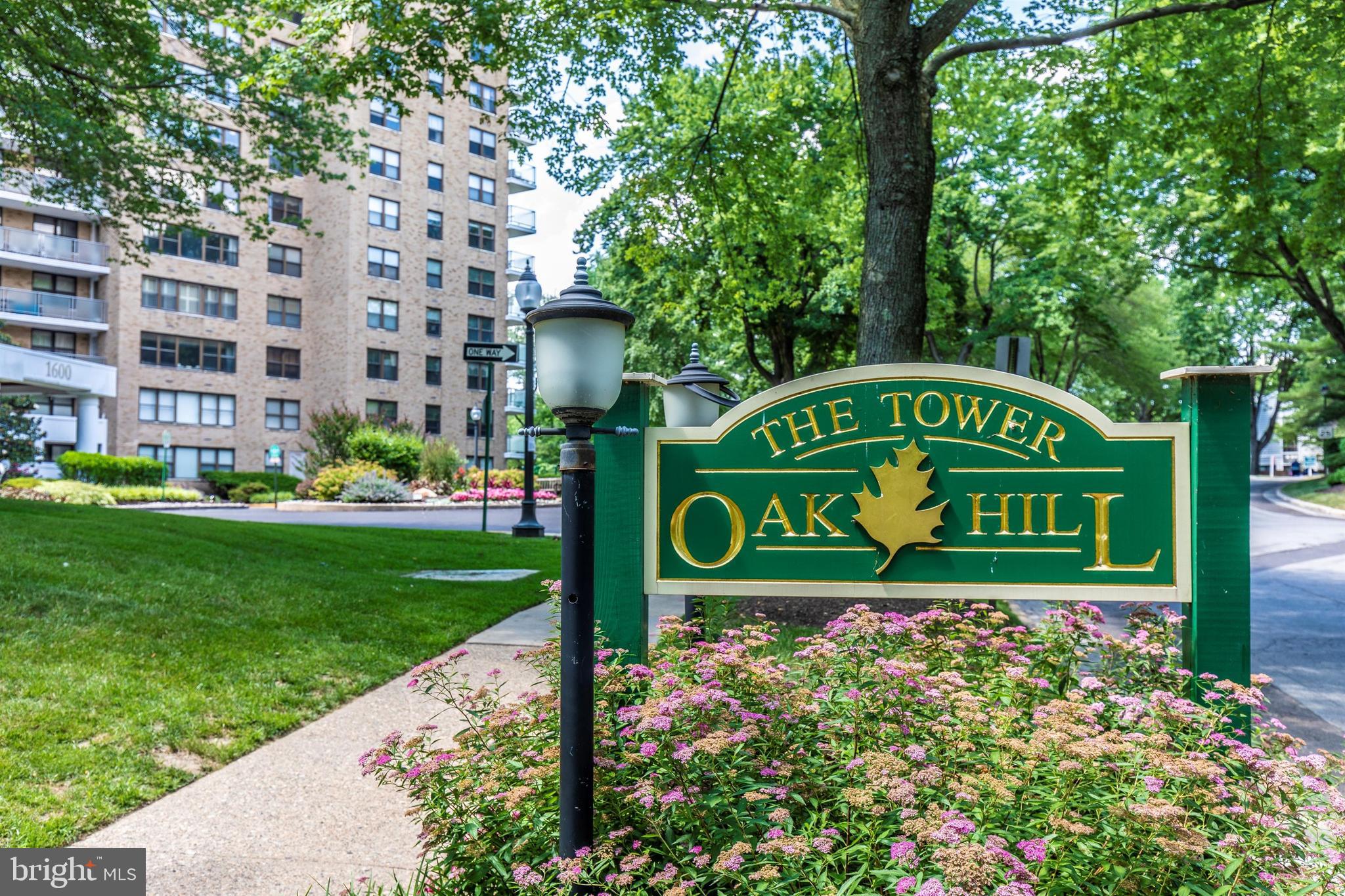 OAK HILL - Residential
