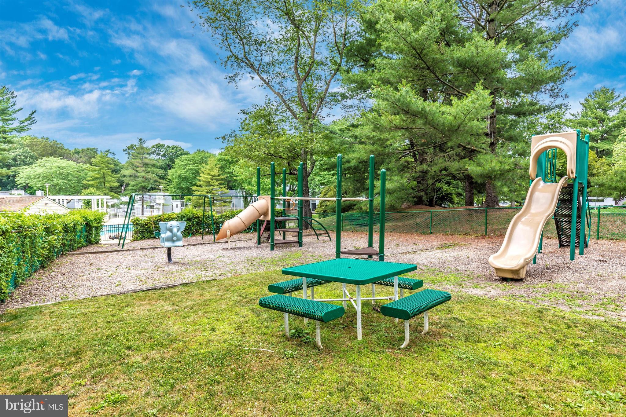 OAK HILL - Residential