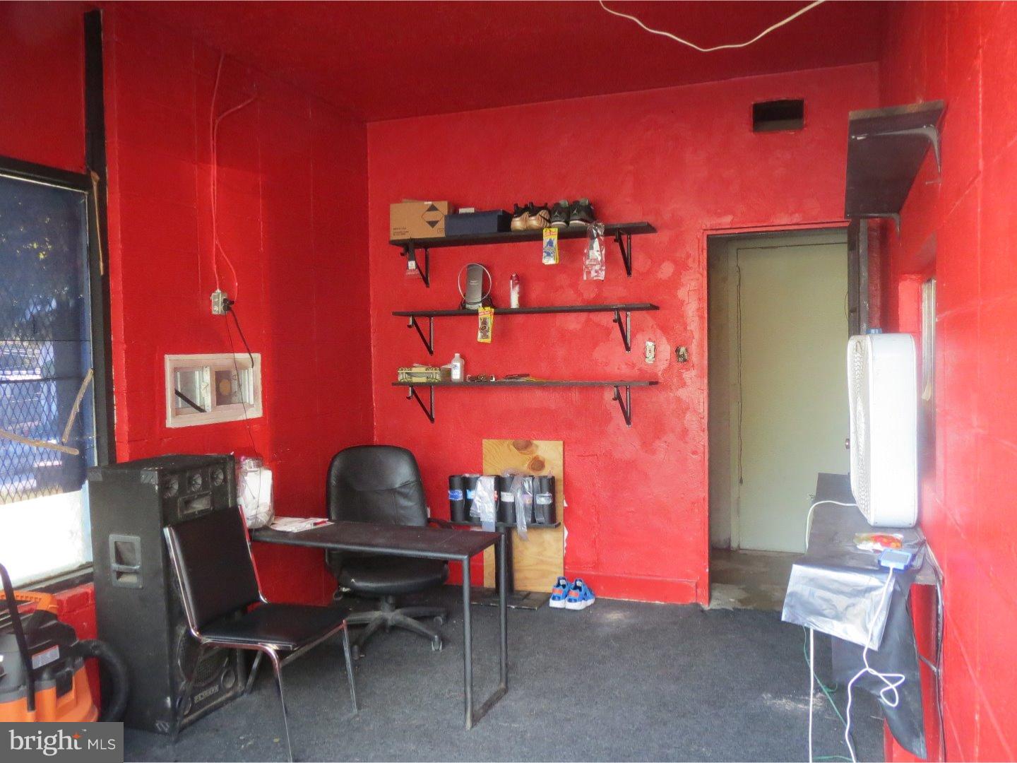 COBBS CREEK - Commercial Sale