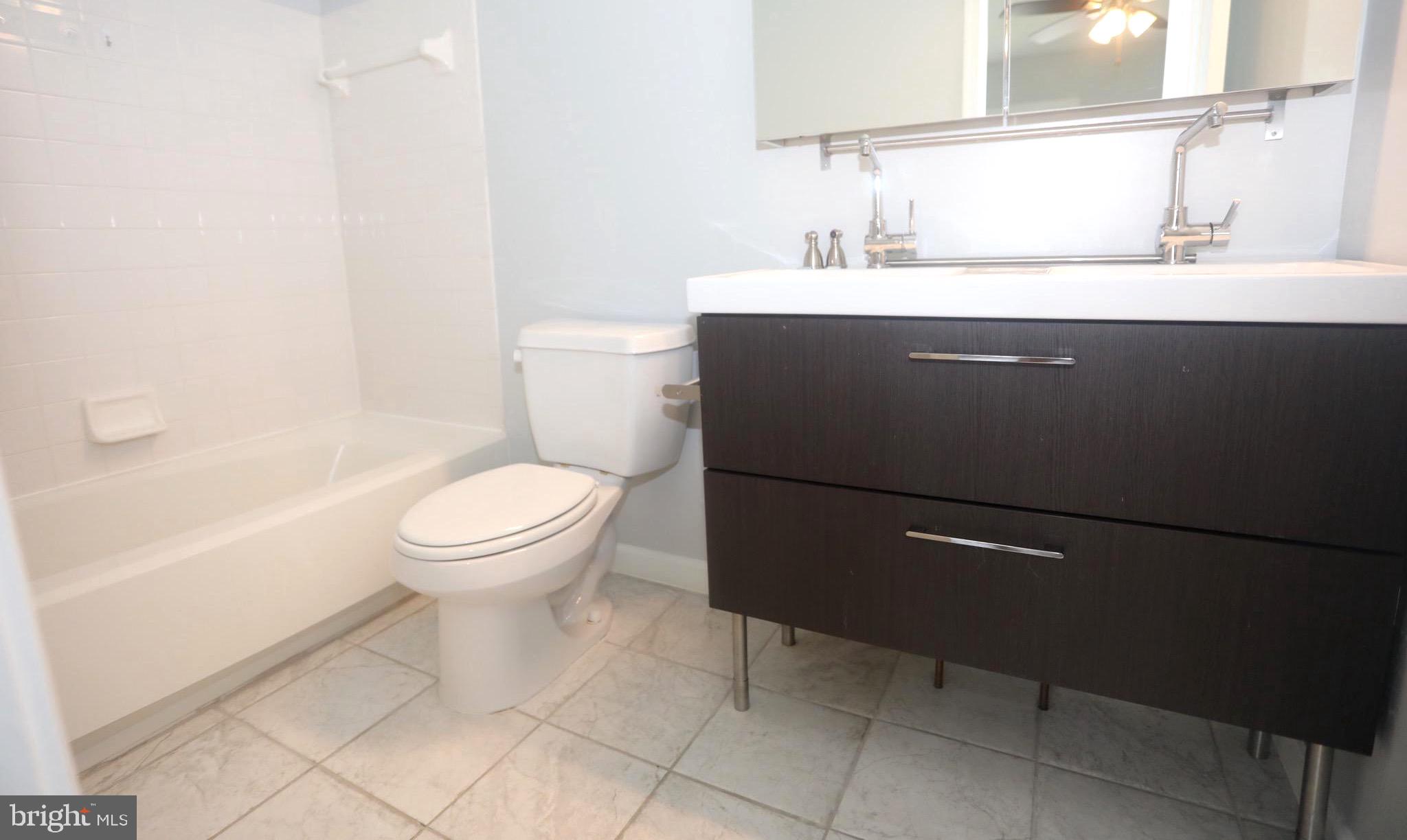 SEVEN OAKS - Residential