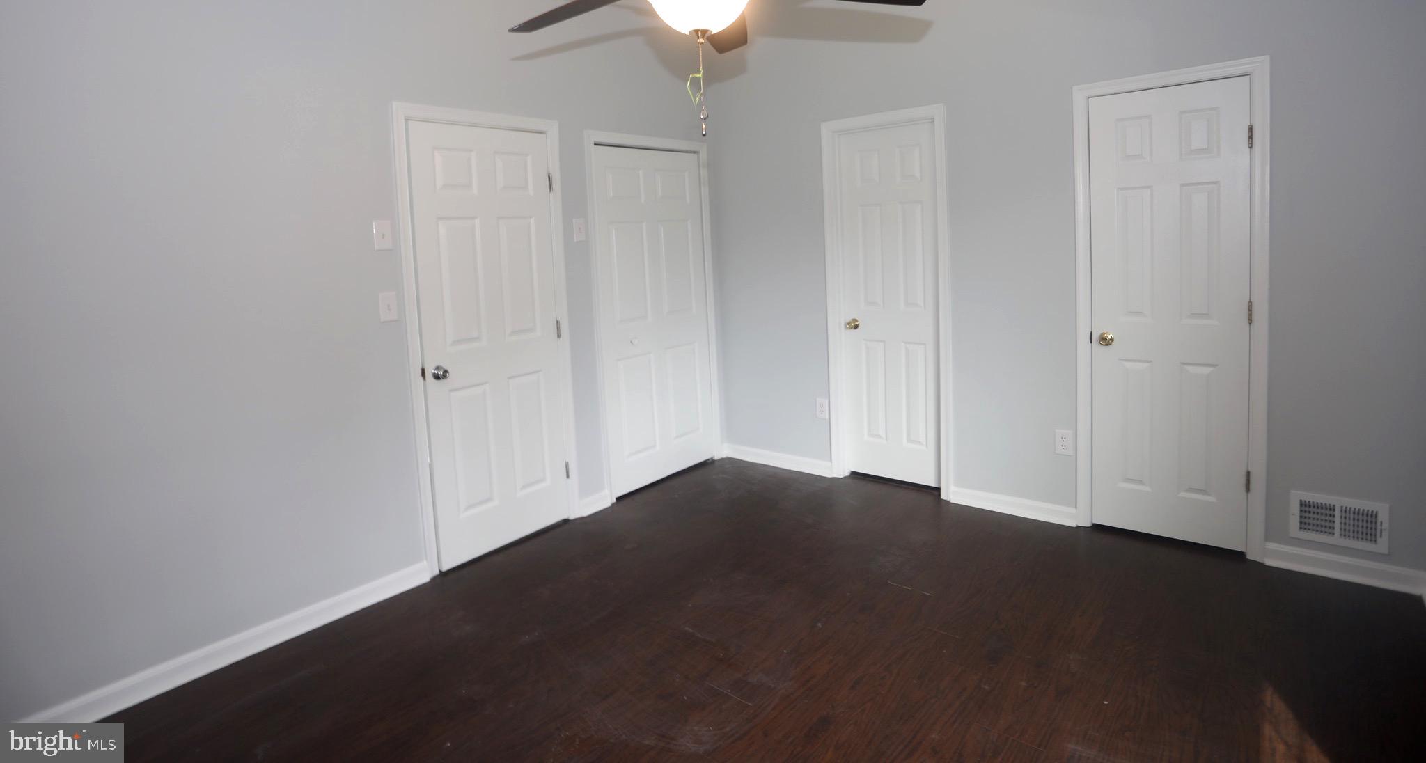 SEVEN OAKS - Residential