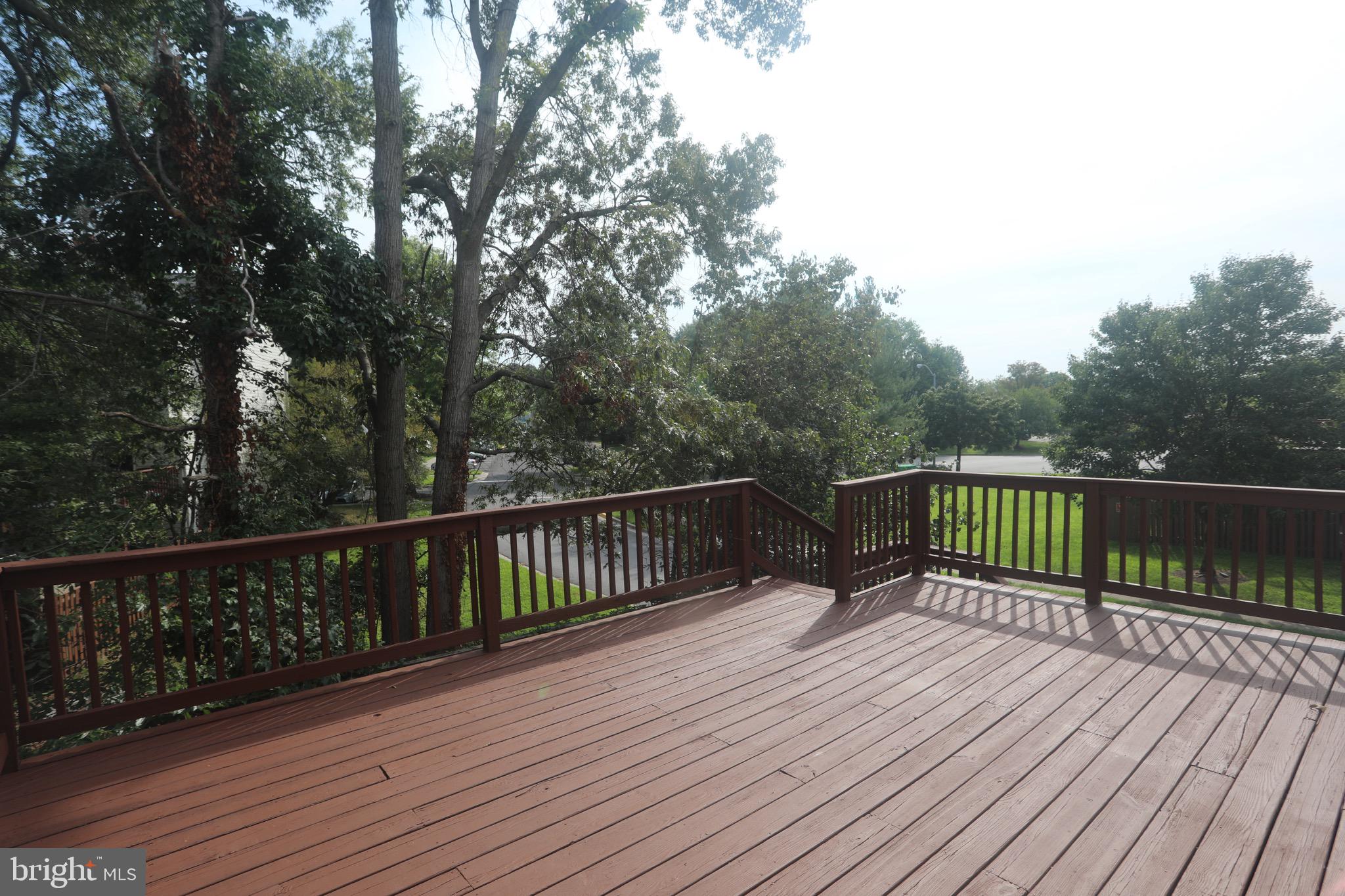 SEVEN OAKS - Residential