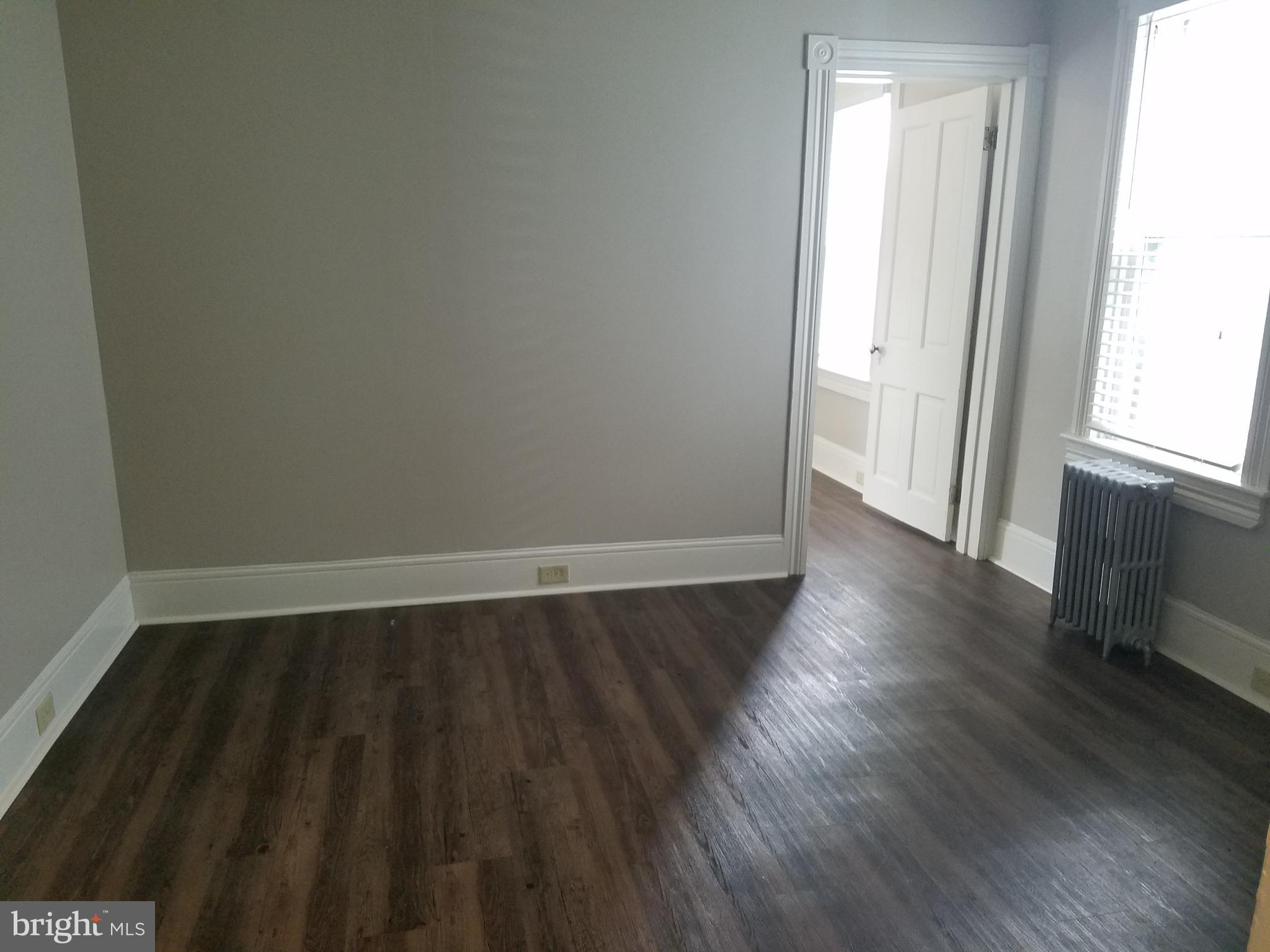 EASTON CITY - Residential Income