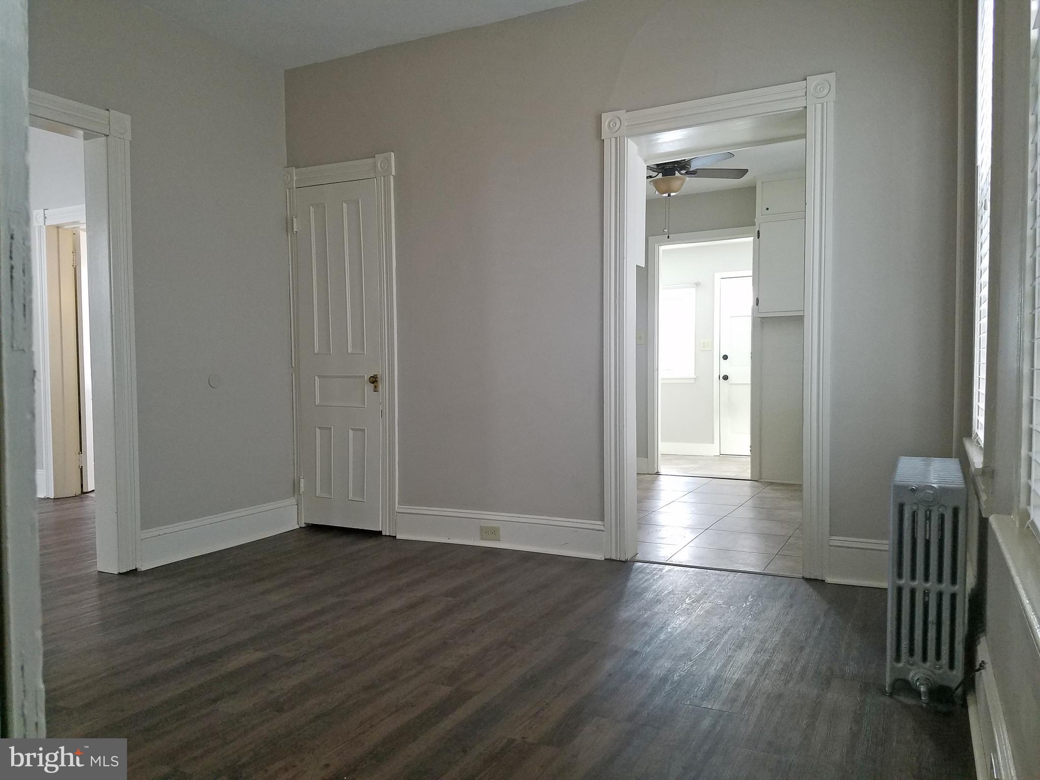 EASTON CITY - Residential Income