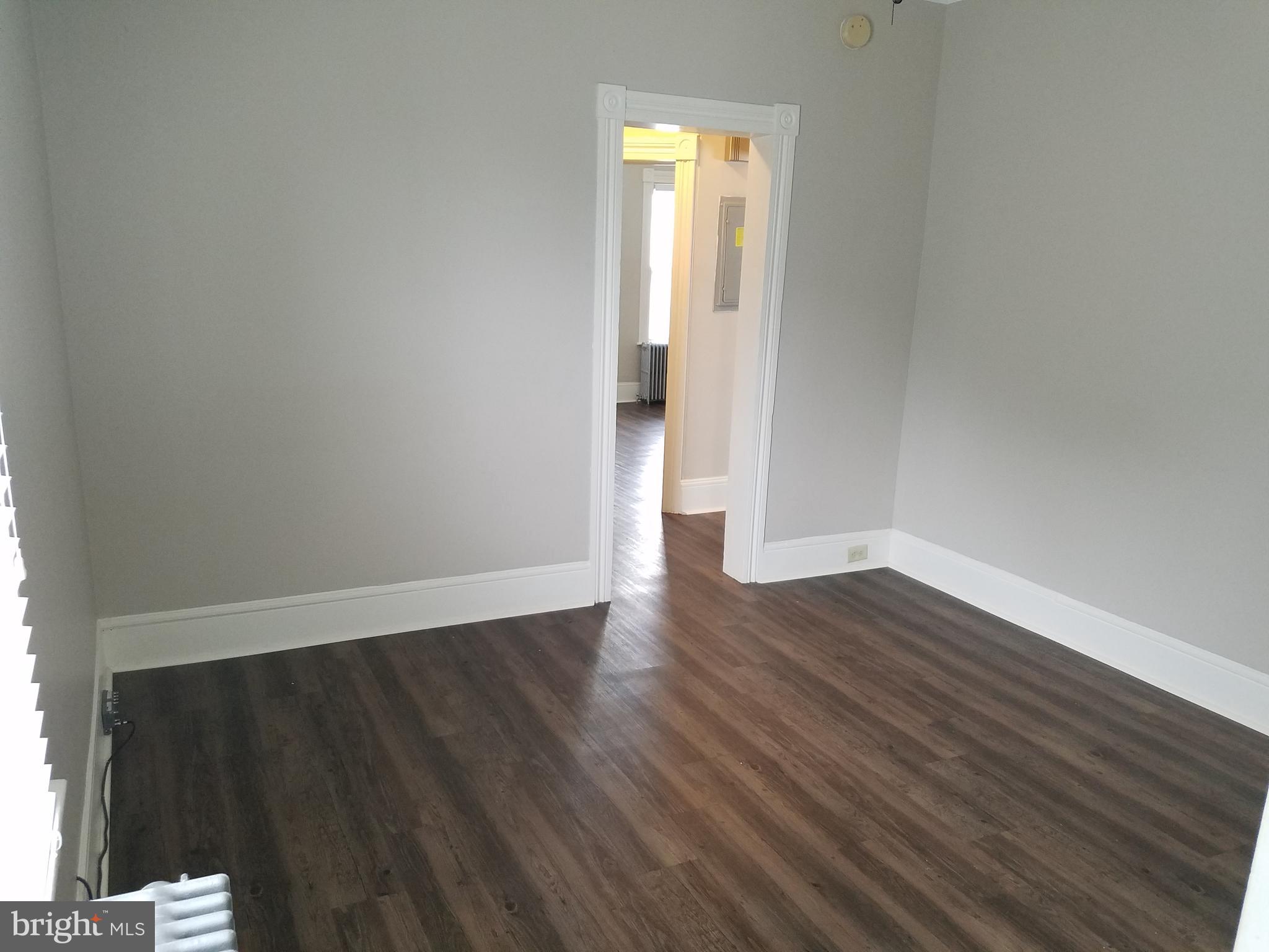 EASTON CITY - Residential Income