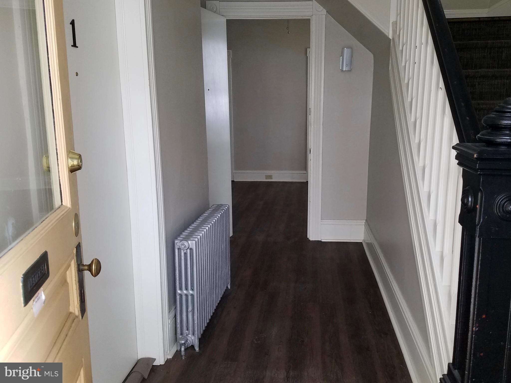 EASTON CITY - Residential Income