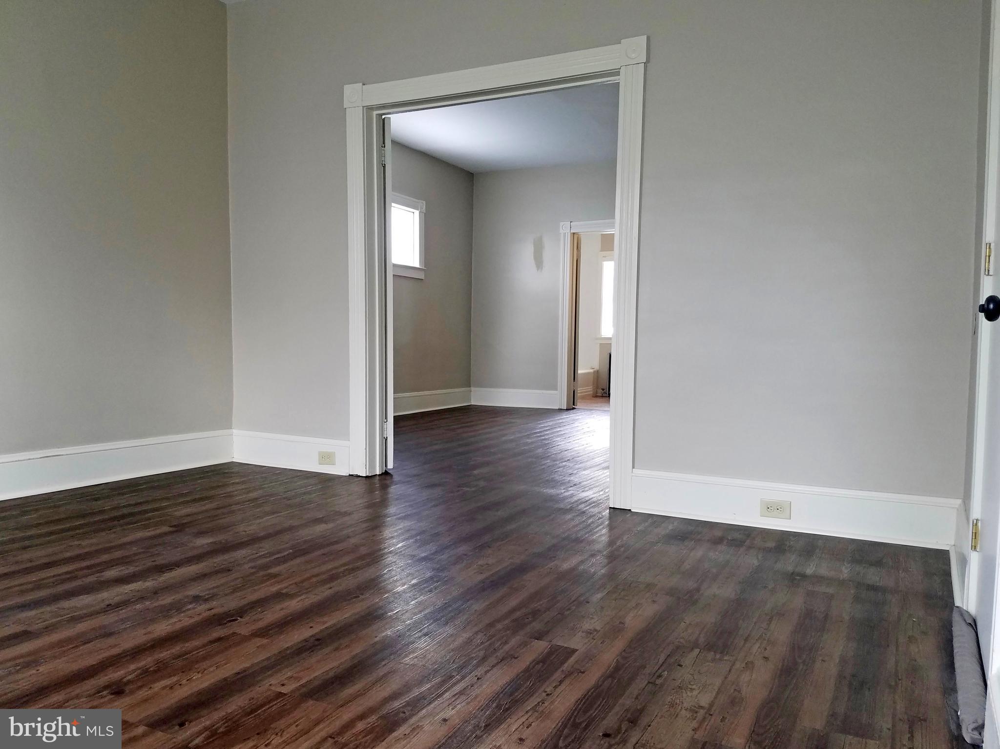 EASTON CITY - Residential Income