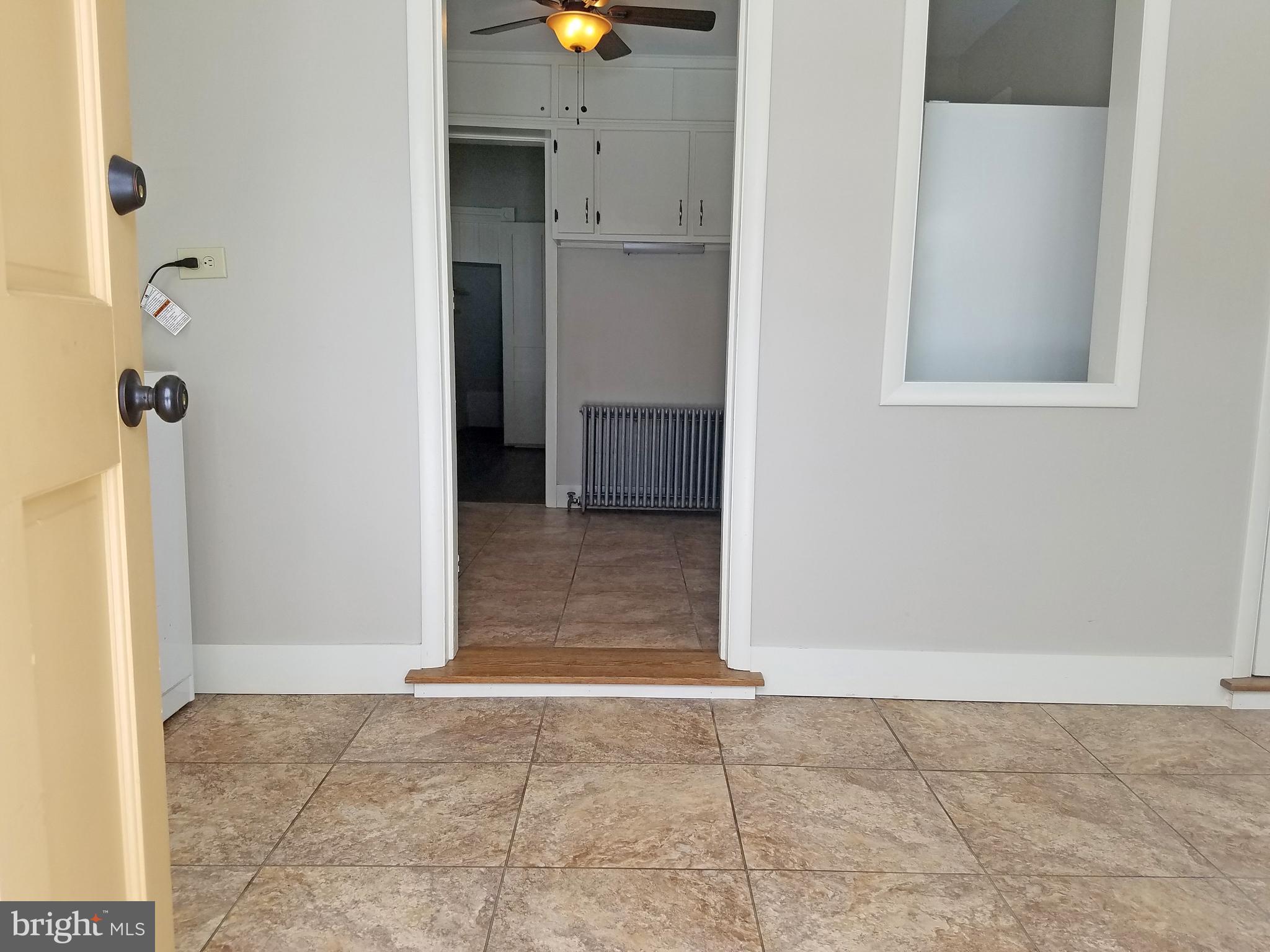 EASTON CITY - Residential Income