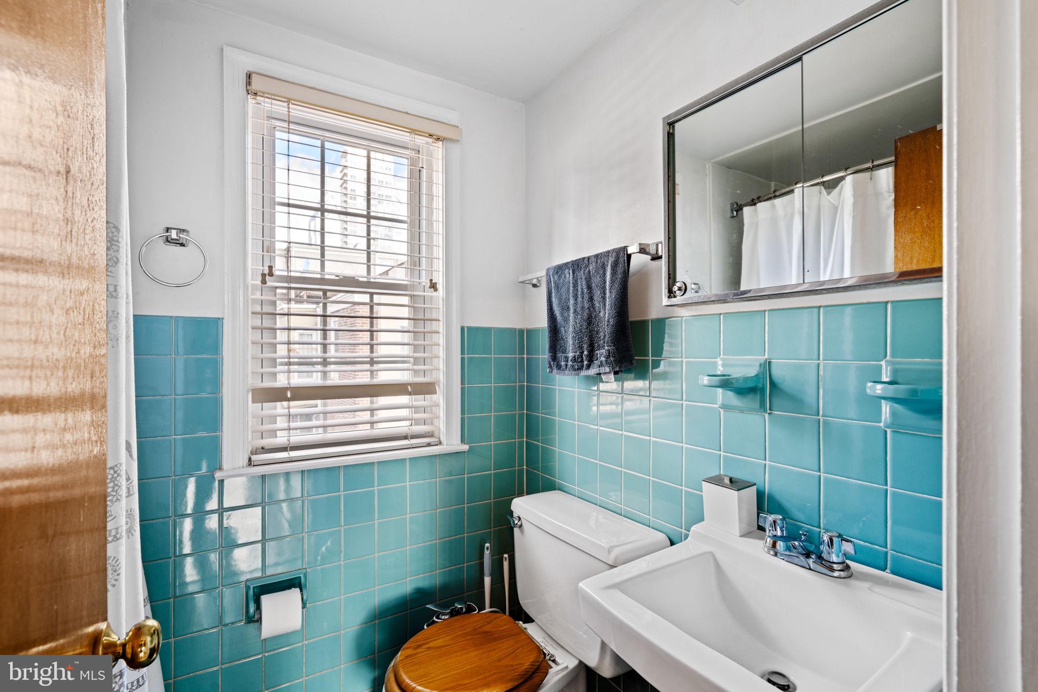 RITTENHOUSE SQUARE - Residential Lease