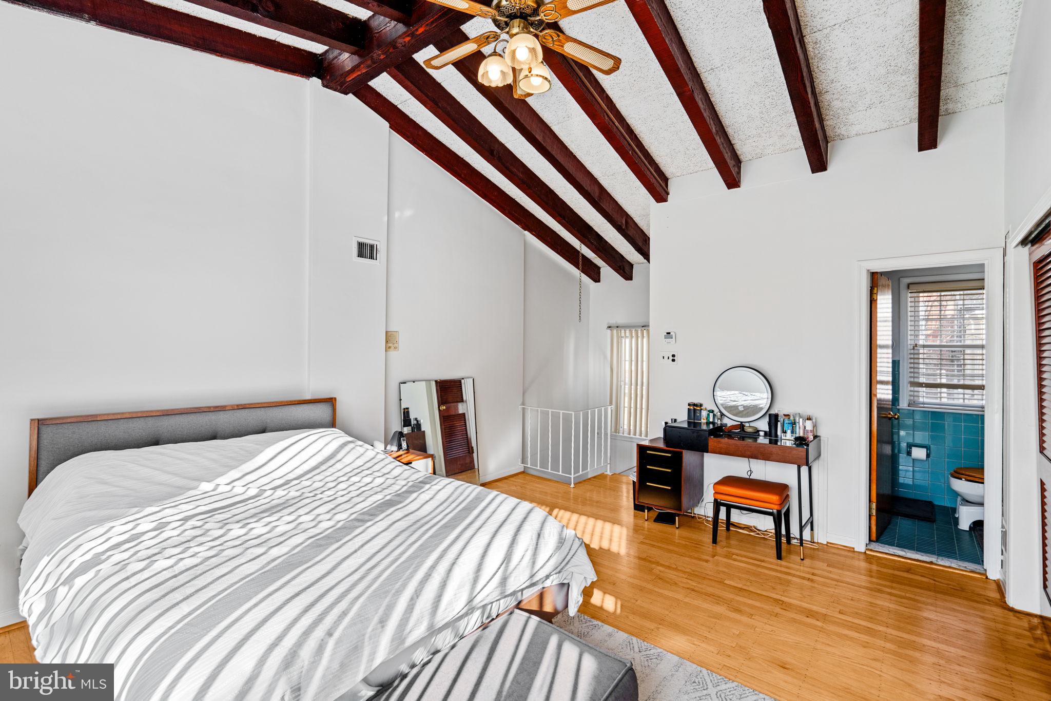 RITTENHOUSE SQUARE - Residential Lease