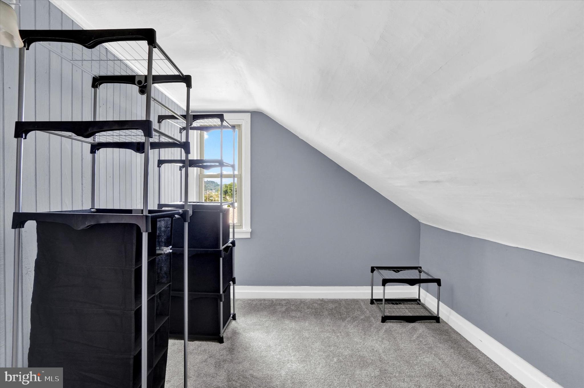 WINDSOR PARK - Residential