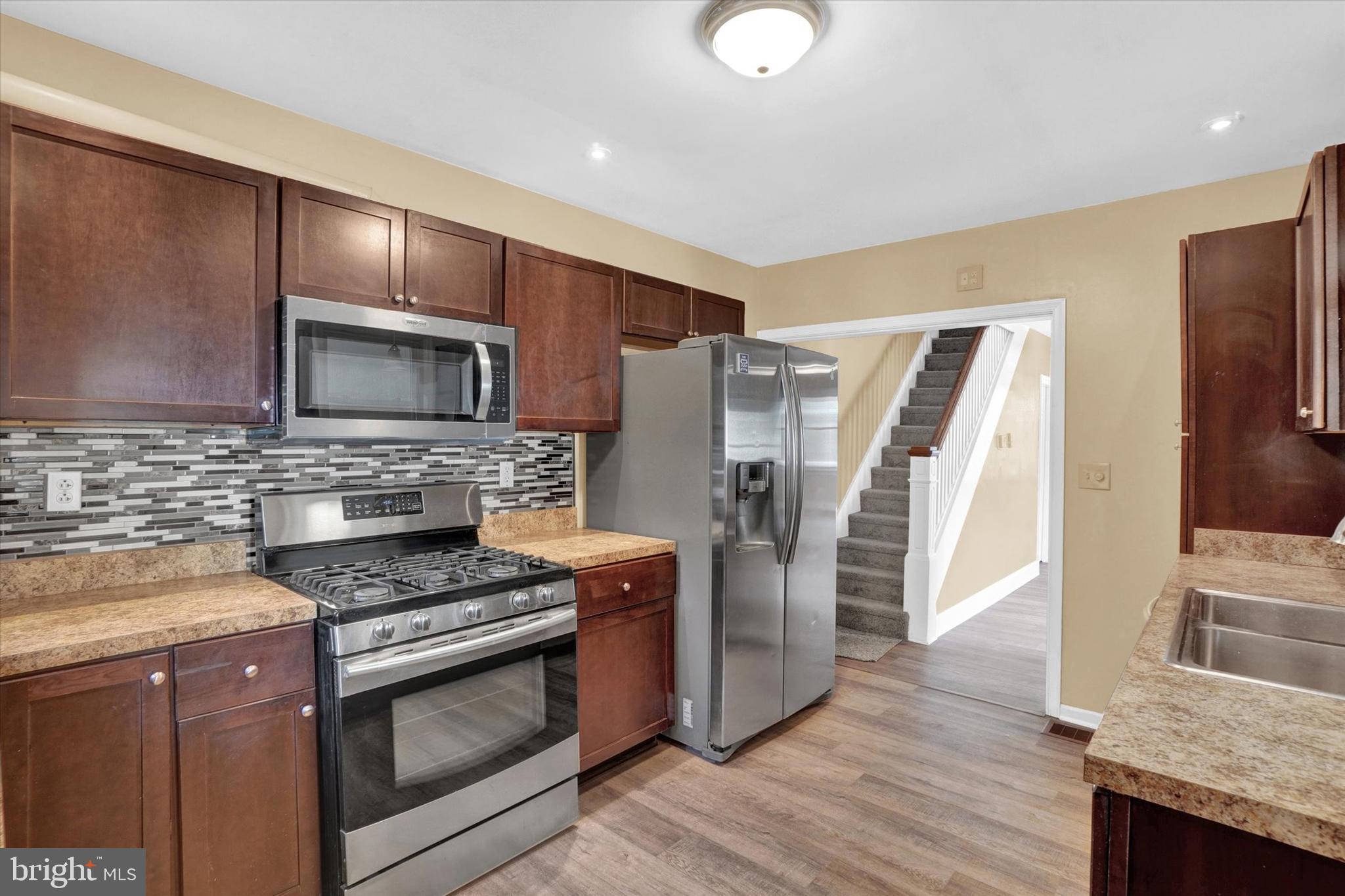 WINDSOR PARK - Residential