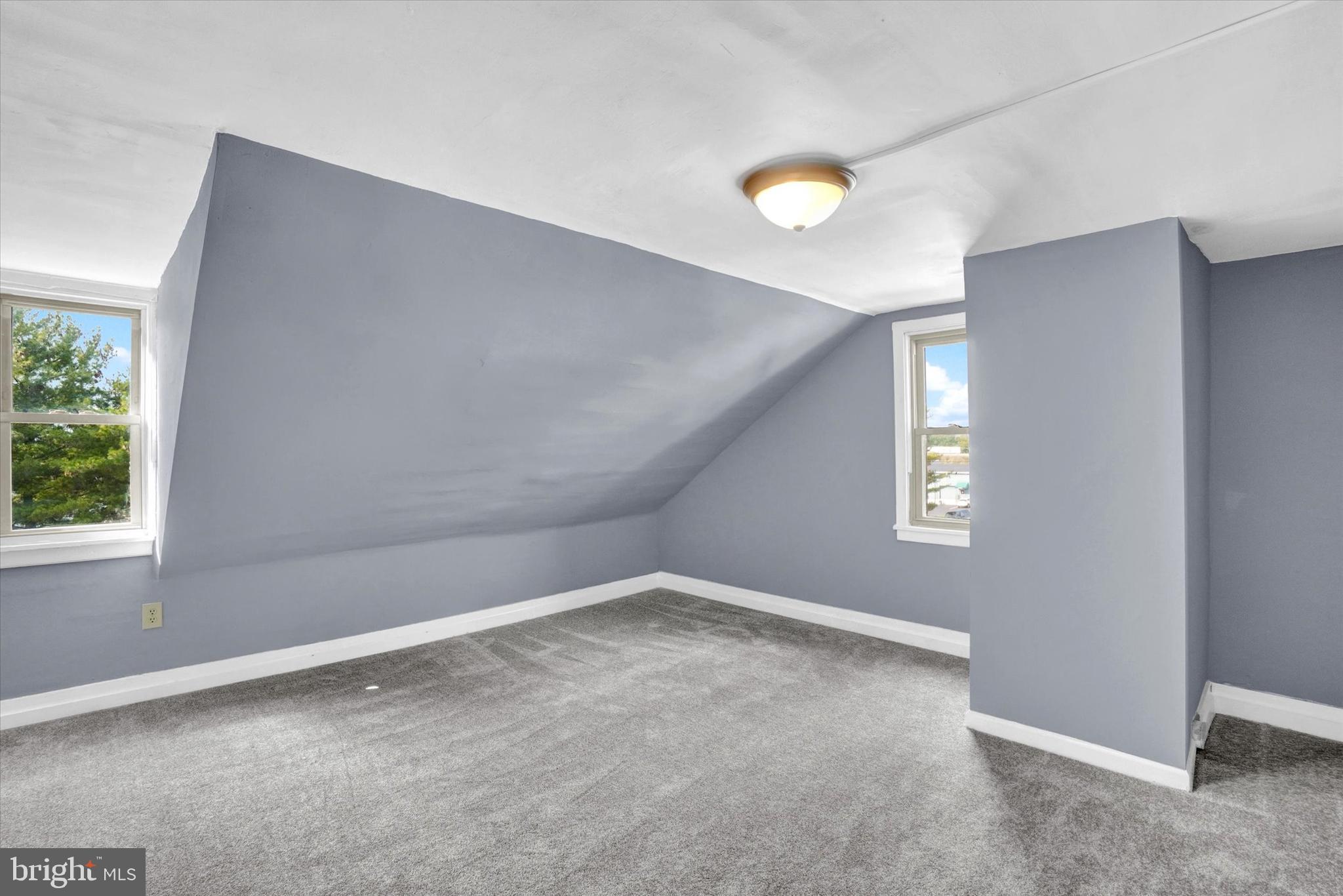 WINDSOR PARK - Residential