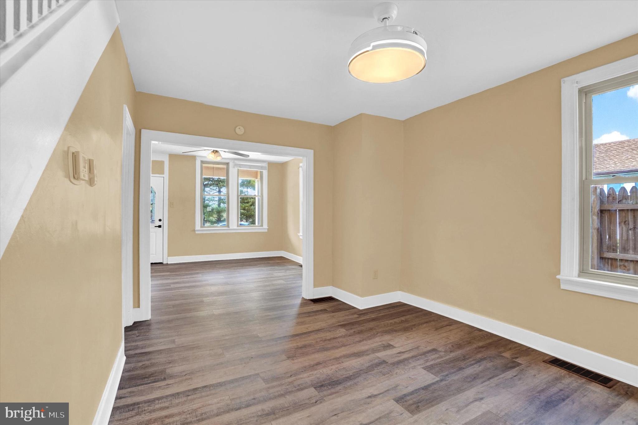 WINDSOR PARK - Residential