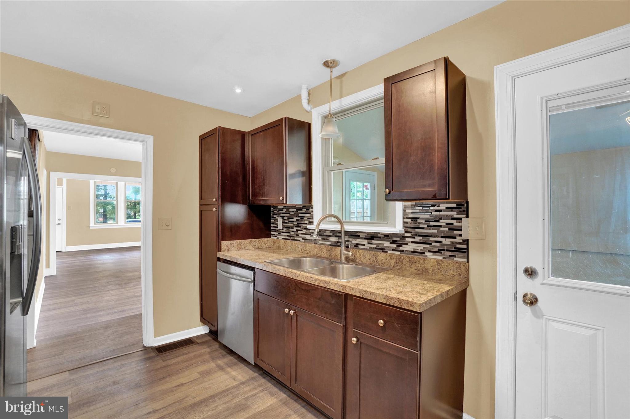 WINDSOR PARK - Residential