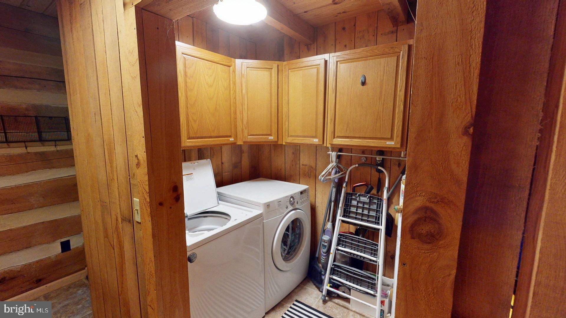 HANGING ROCK RIDGE ESTATES - Residential