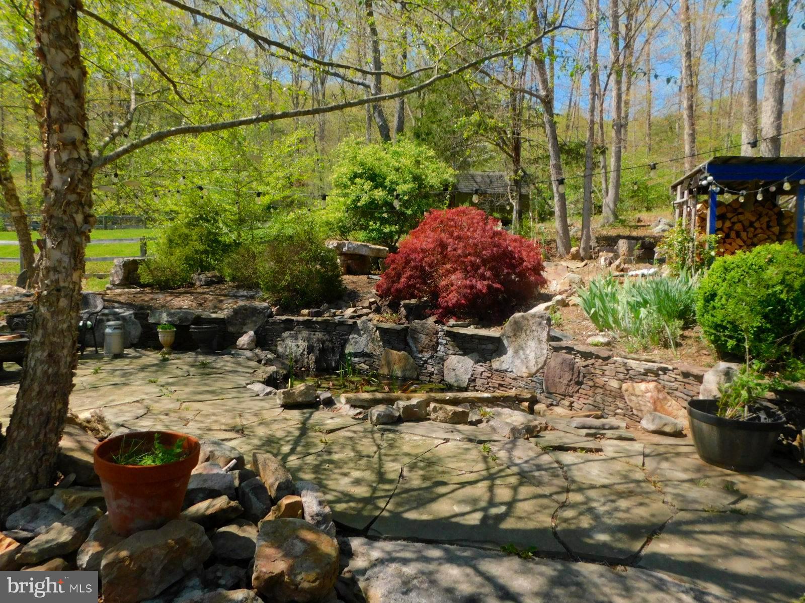 HANGING ROCK RIDGE ESTATES - Residential