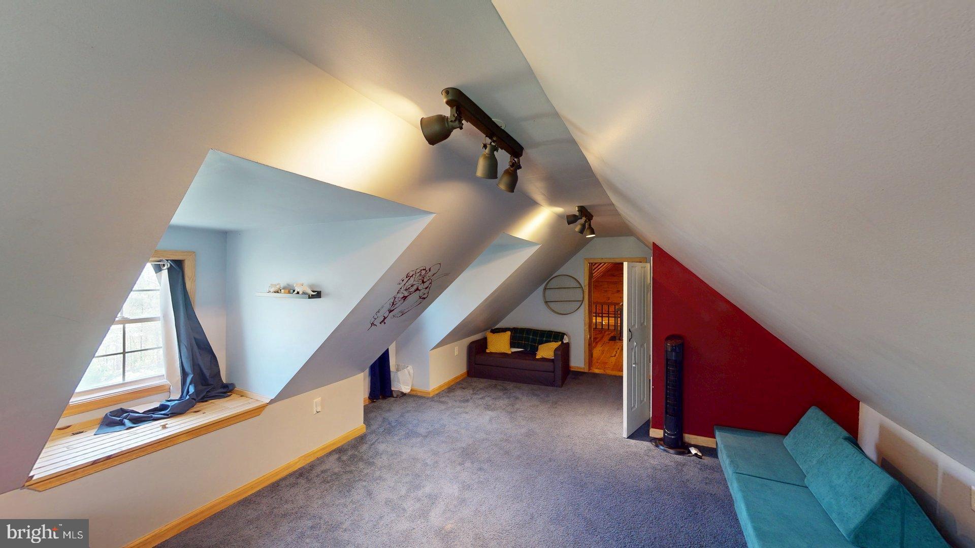 HANGING ROCK RIDGE ESTATES - Residential