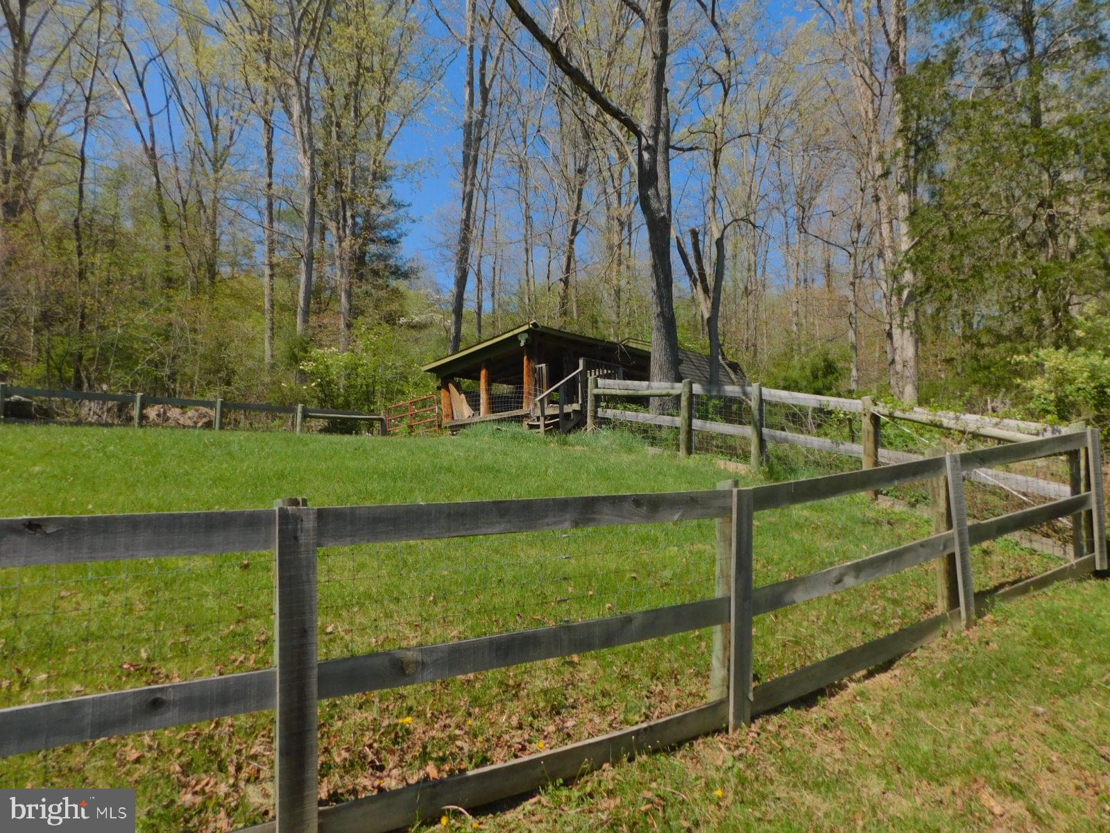 HANGING ROCK RIDGE ESTATES - Residential