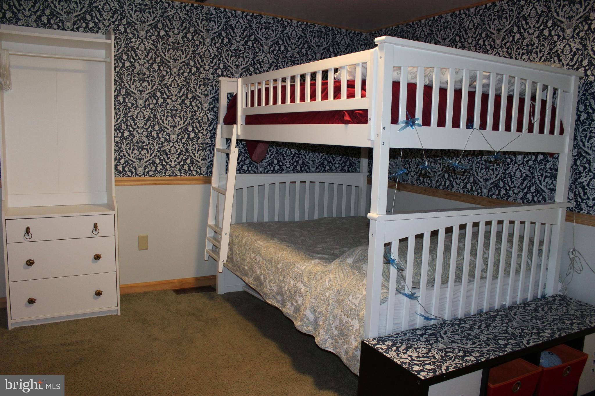 HANGING ROCK RIDGE ESTATES - Residential