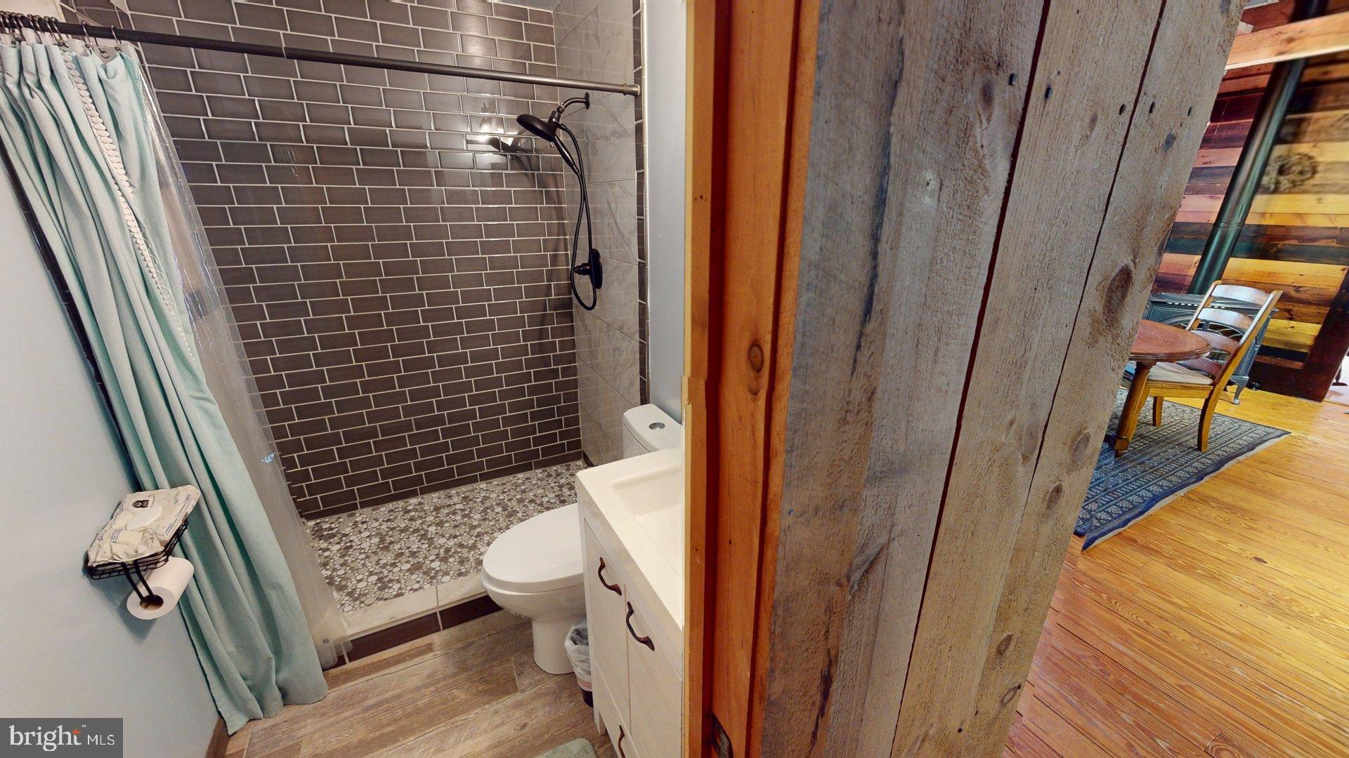 HANGING ROCK RIDGE ESTATES - Residential