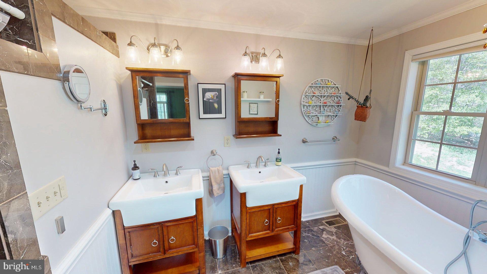 HANGING ROCK RIDGE ESTATES - Residential